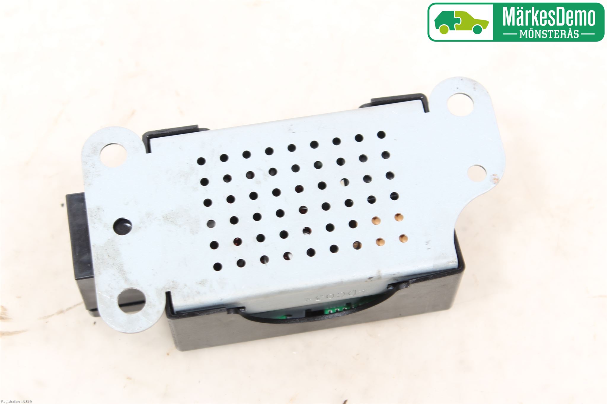 Volkswagen VW GOLF VI 09-13 Antennförstärkare