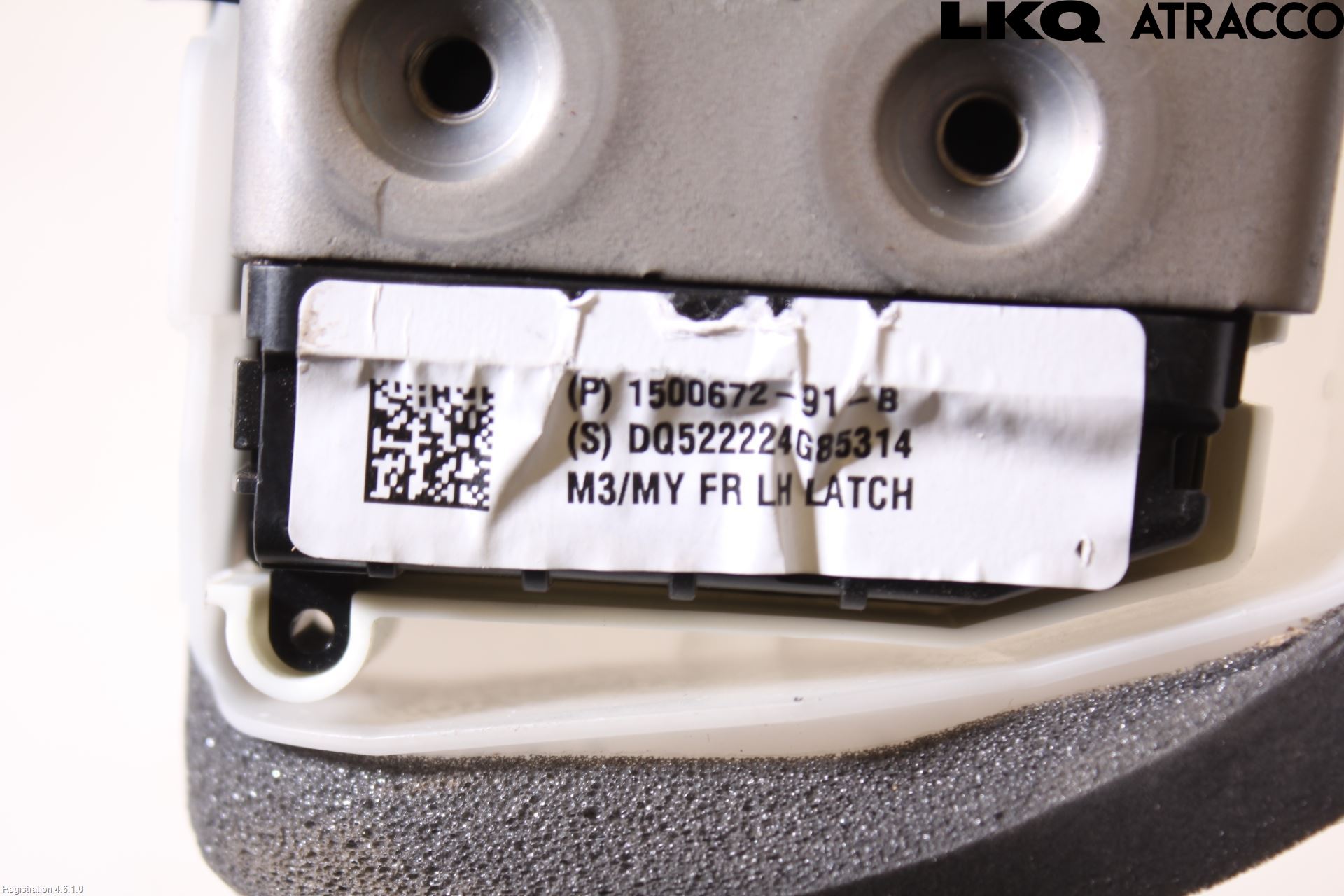 Tesla MODEL Y 21- Låskista-Dörrlås