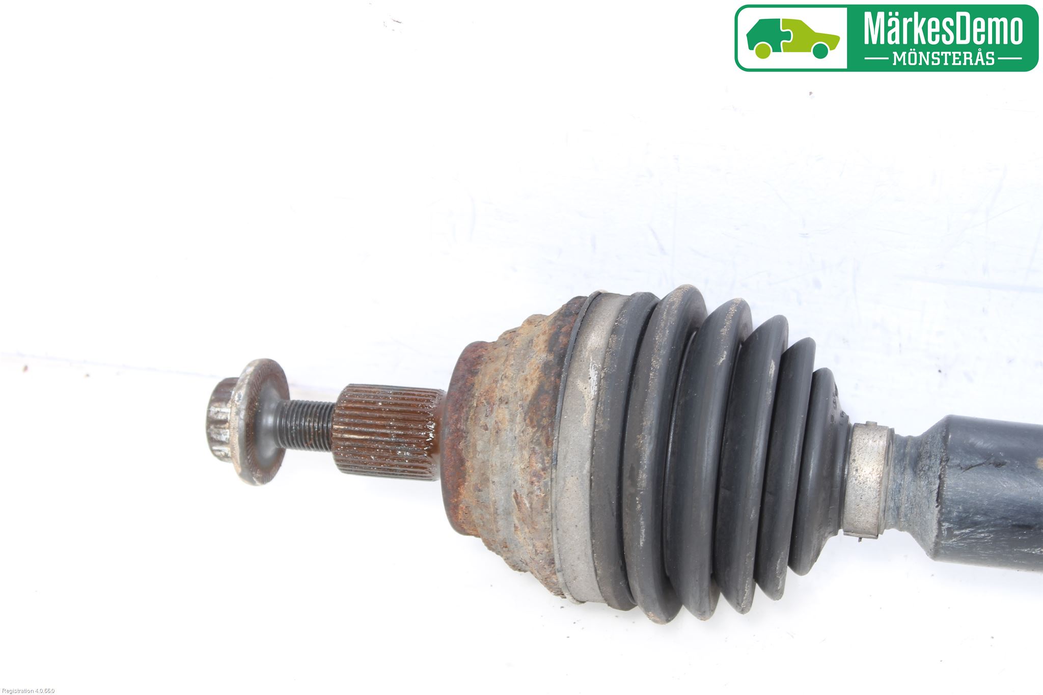 Audi A3/S3 05-13 Drivaxel Fram Höger