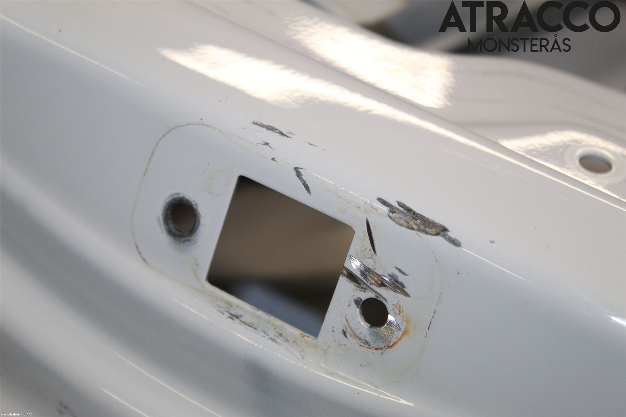 BMW 3 E90/91 SED/TOU 05-12 Dörr Fram Höger