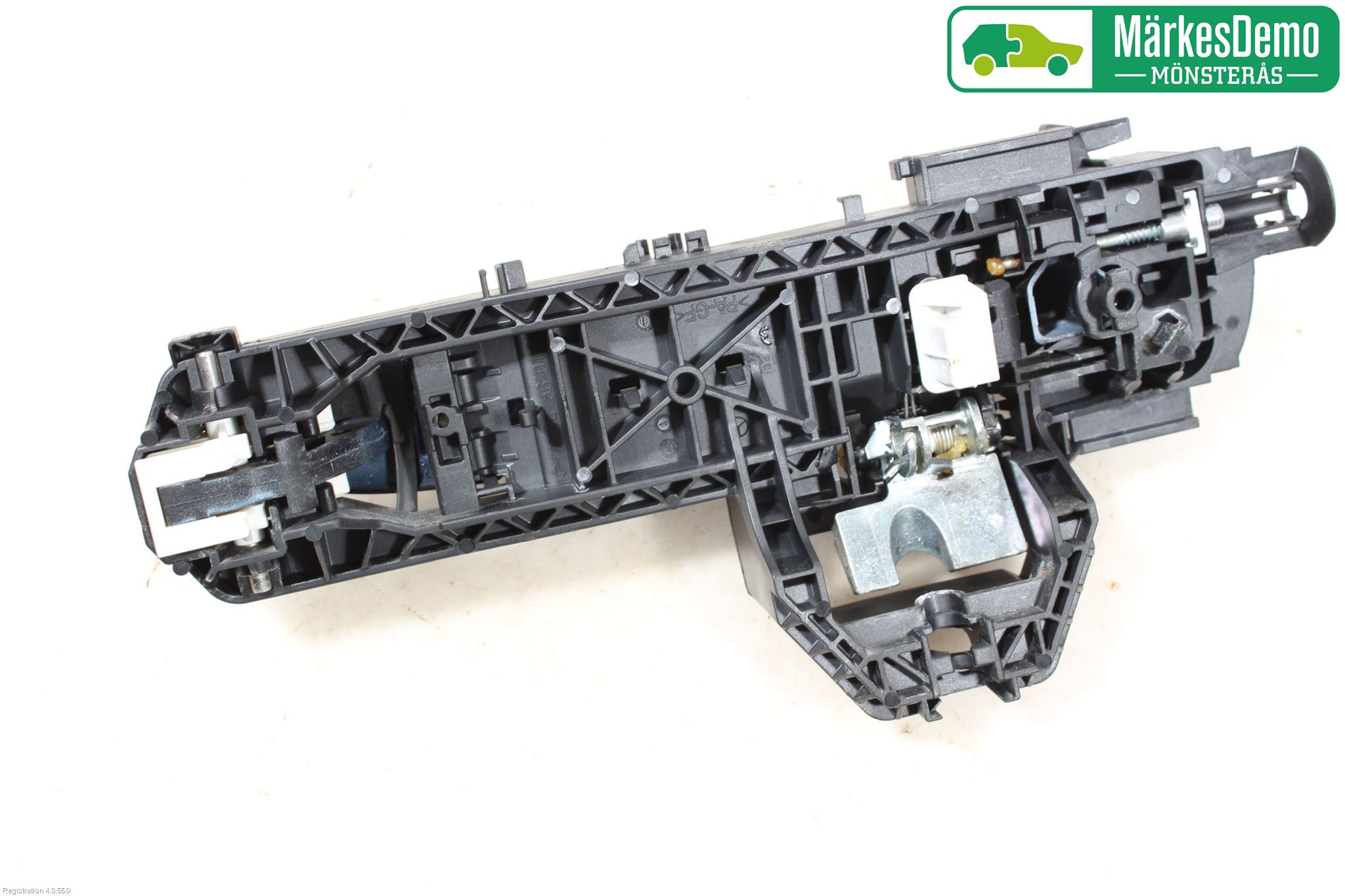 Mercedes-Benz MB C-KLASS (W204) 07-15 Dörrhandtag Yttre Hö
