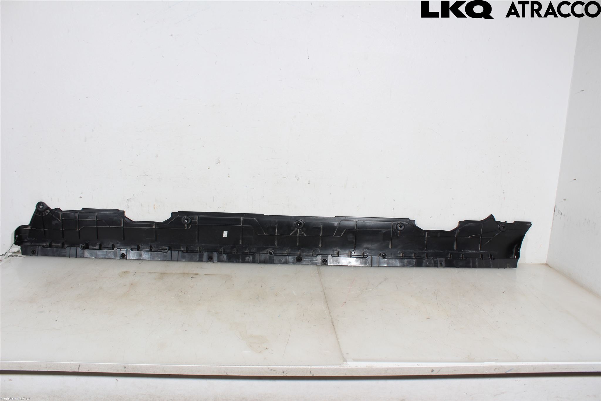 Tesla MODEL Y 21- Sidokjol Vä