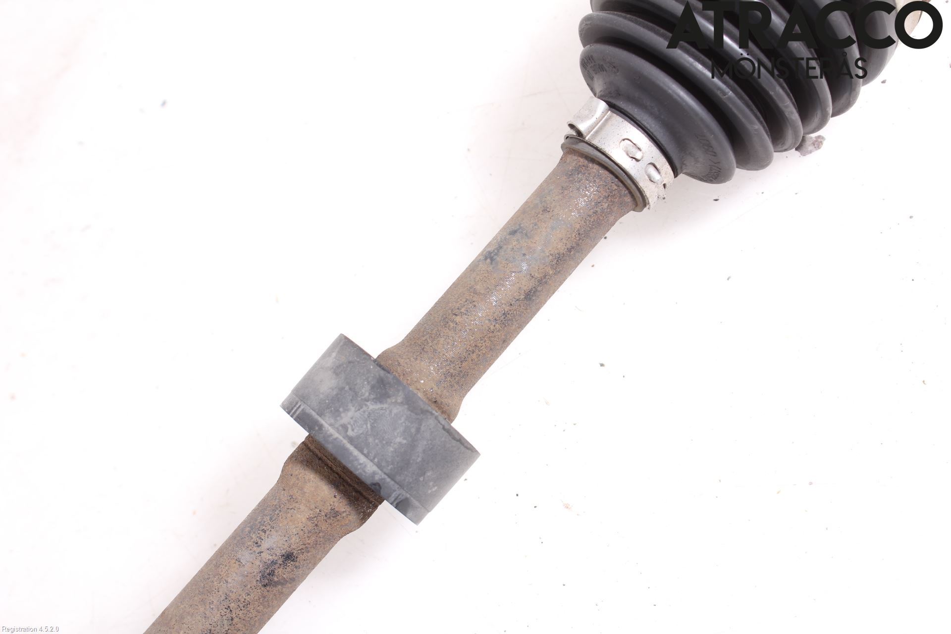 Mazda 2 (DE) 08-15 Drivaxel Fram Vänster