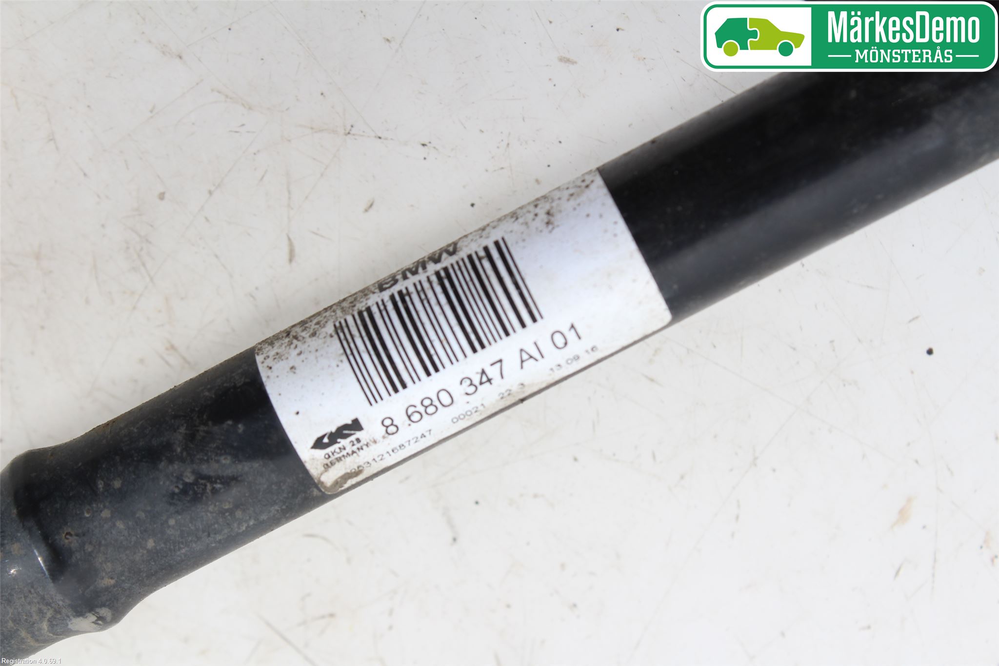 BMW 3 F30/F31/F80 12-19 Drivaxel Bak Vänster