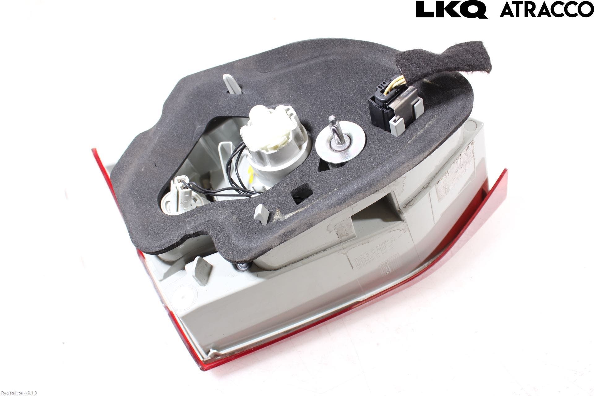 Peugeot 308 14-21 Bakljus Lucka Hö