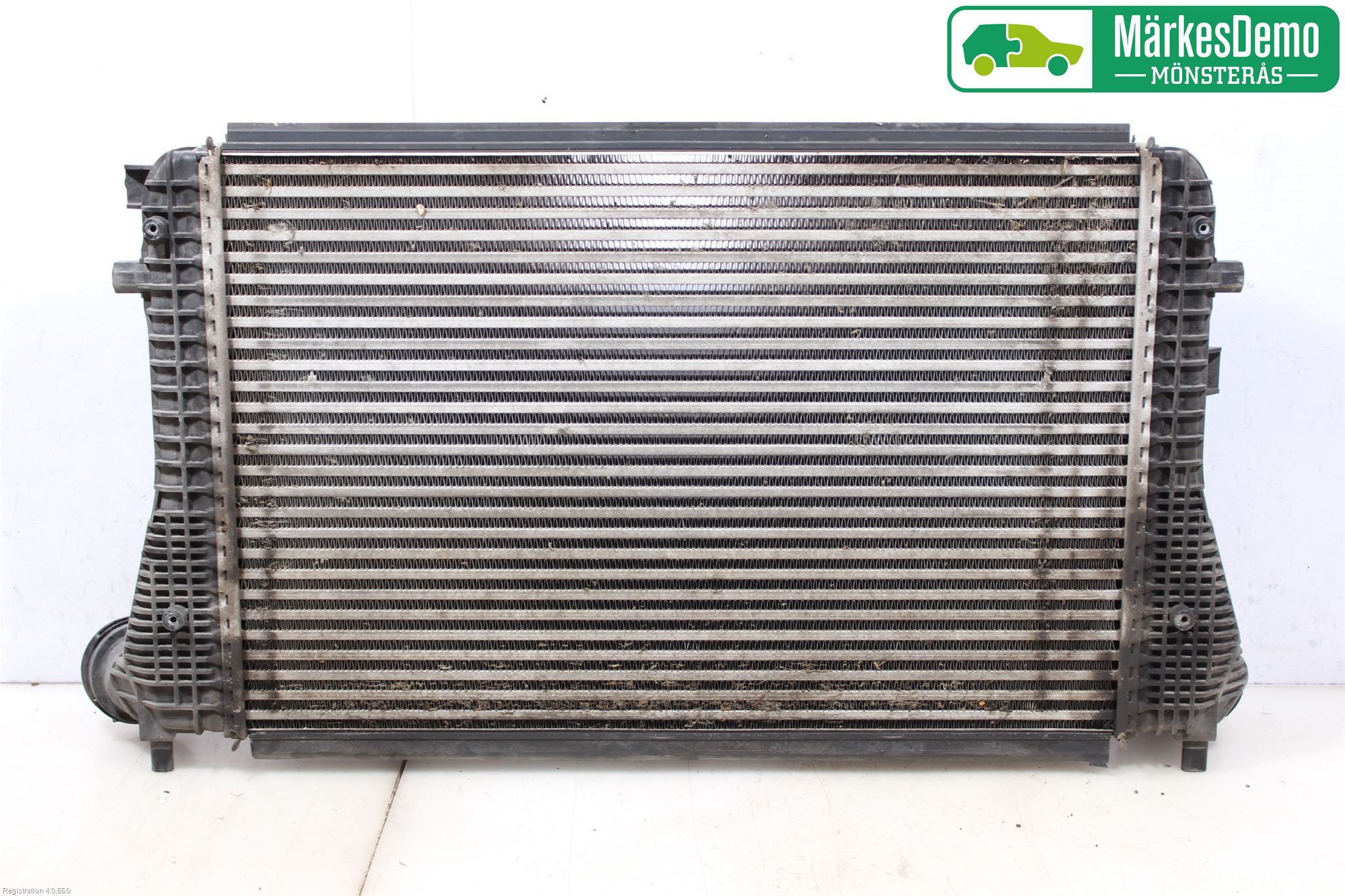 Volkswagen VW TOURAN 10-15 Laddluft-Intercooler Kyl