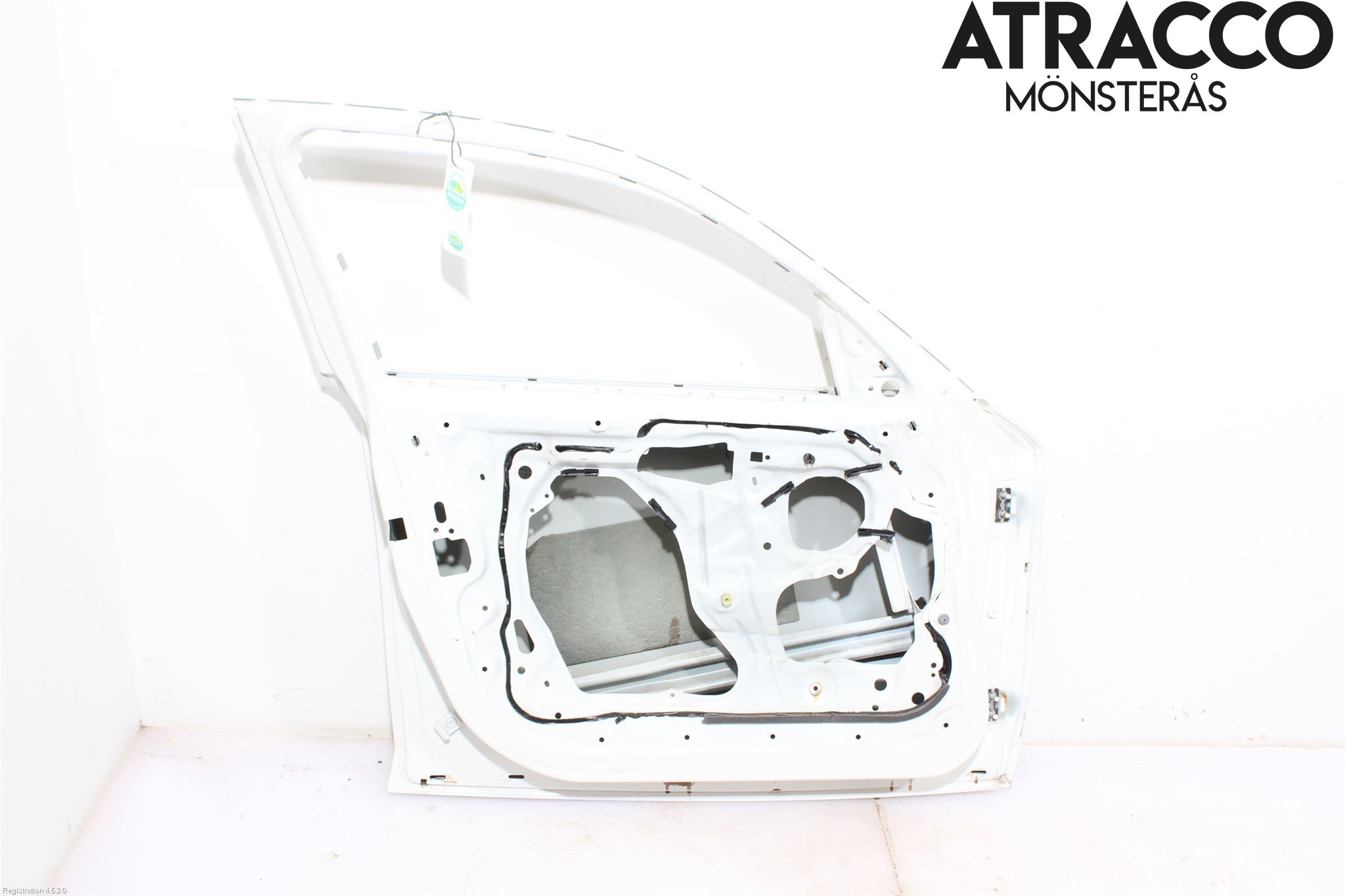 BMW 1 E87/81 5D/3D 03-11 Dörr Fram Vänster