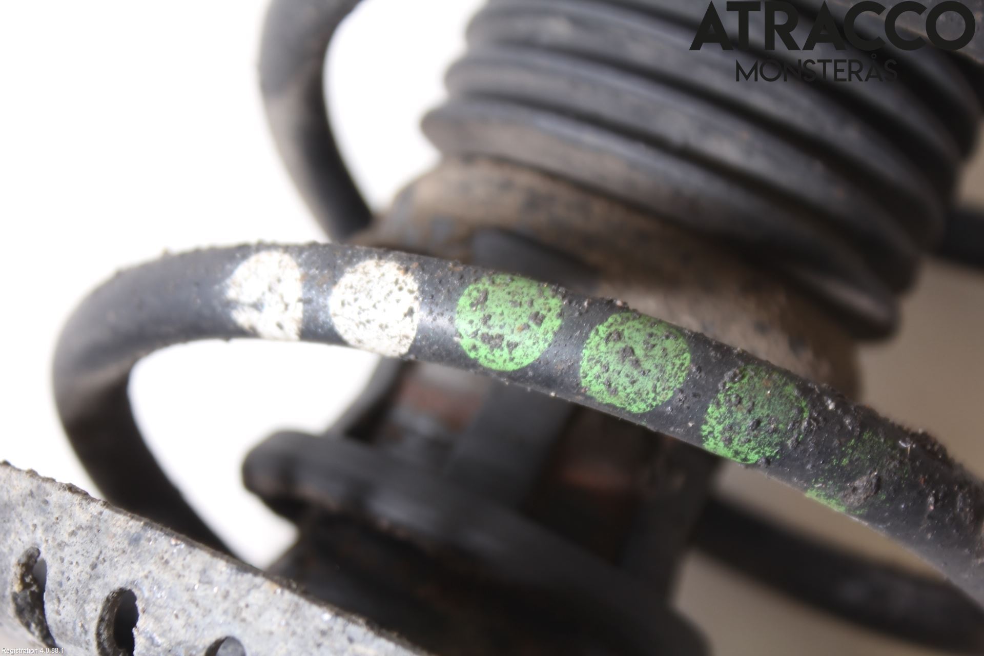 Skoda RAPID Fjäderben Fram Vänster