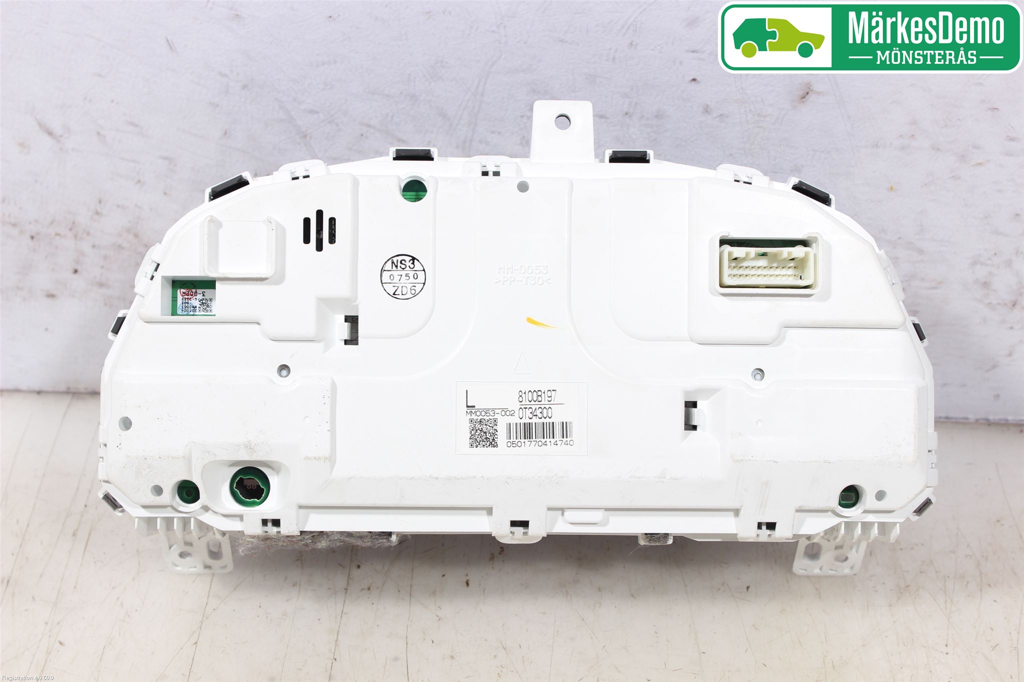 Mitsubishi OUTLANDER 07-12 Instrument Komb