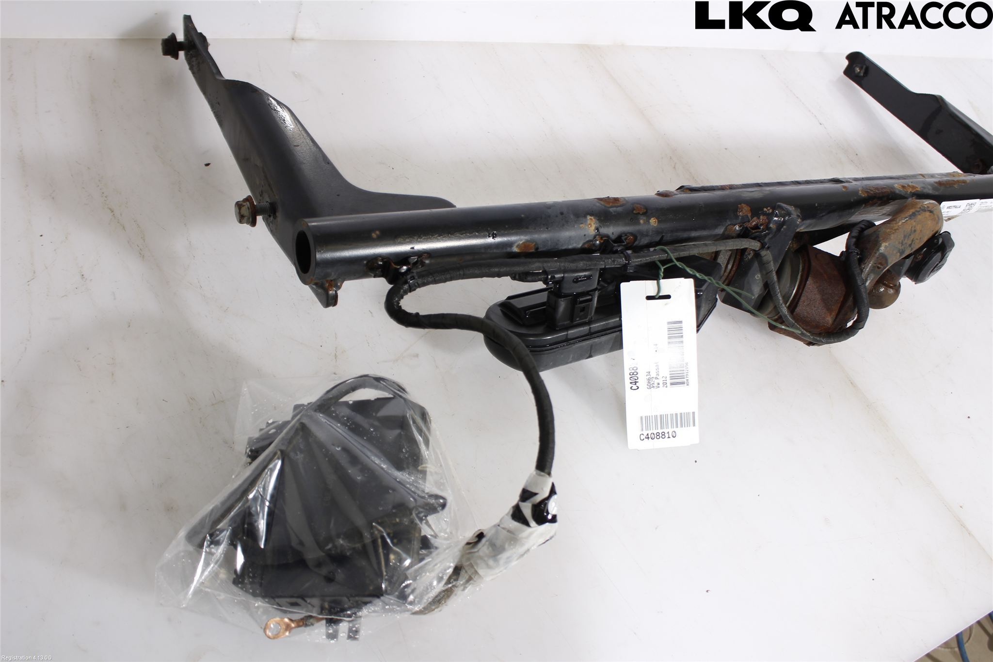 Volkswagen VW PASSAT 11-14 Dragkrok