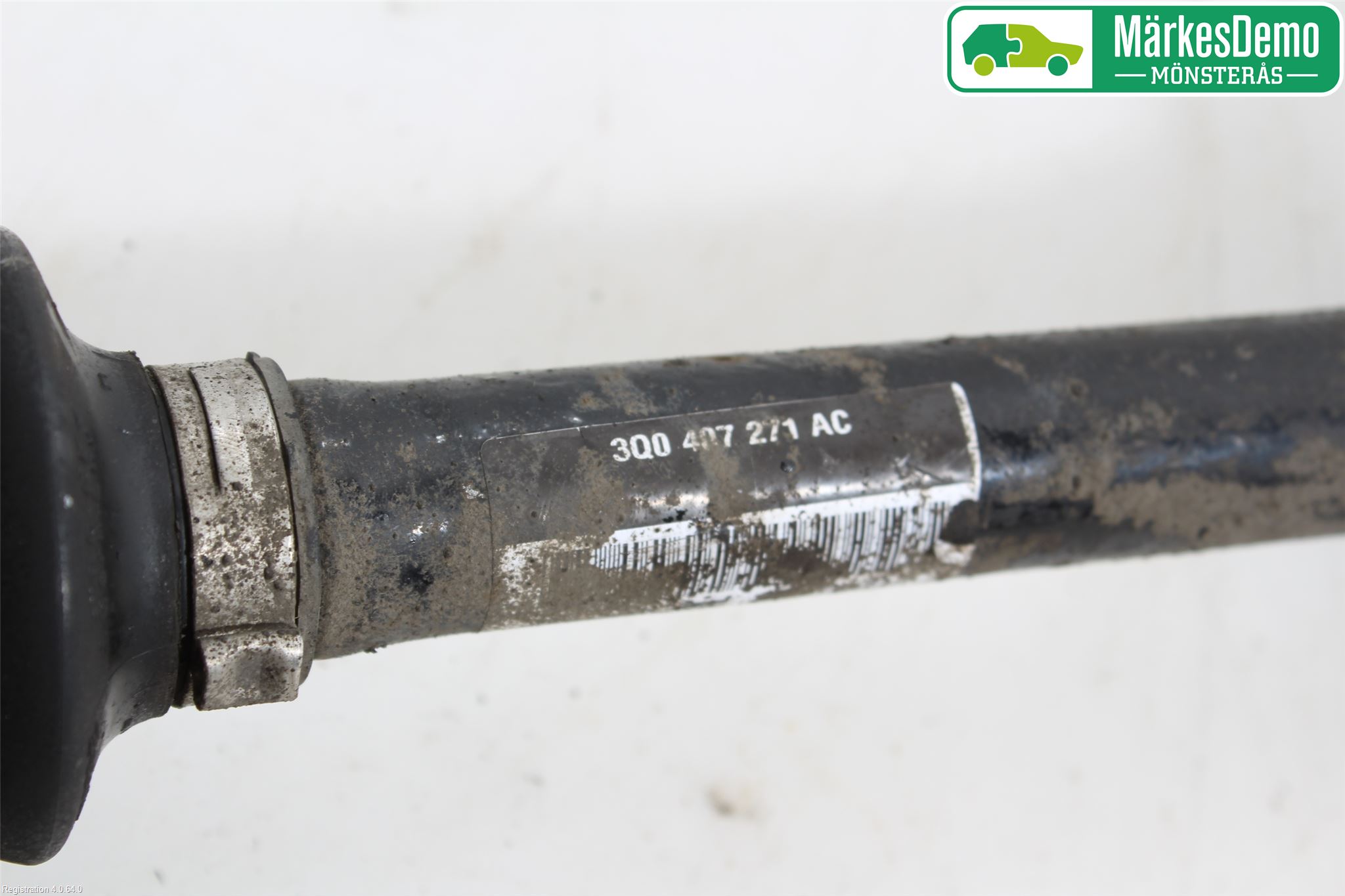 Skoda SUPERB 16-24 Drivaxel Fram Vänster