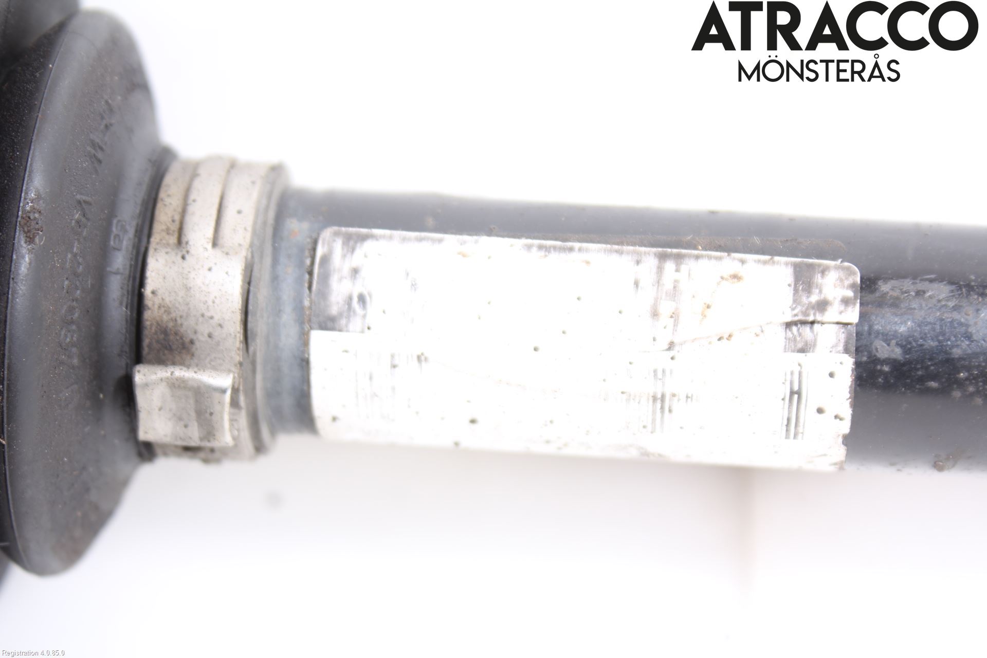 Volkswagen VW PASSAT 11-14 Drivaxel Fram Vänster