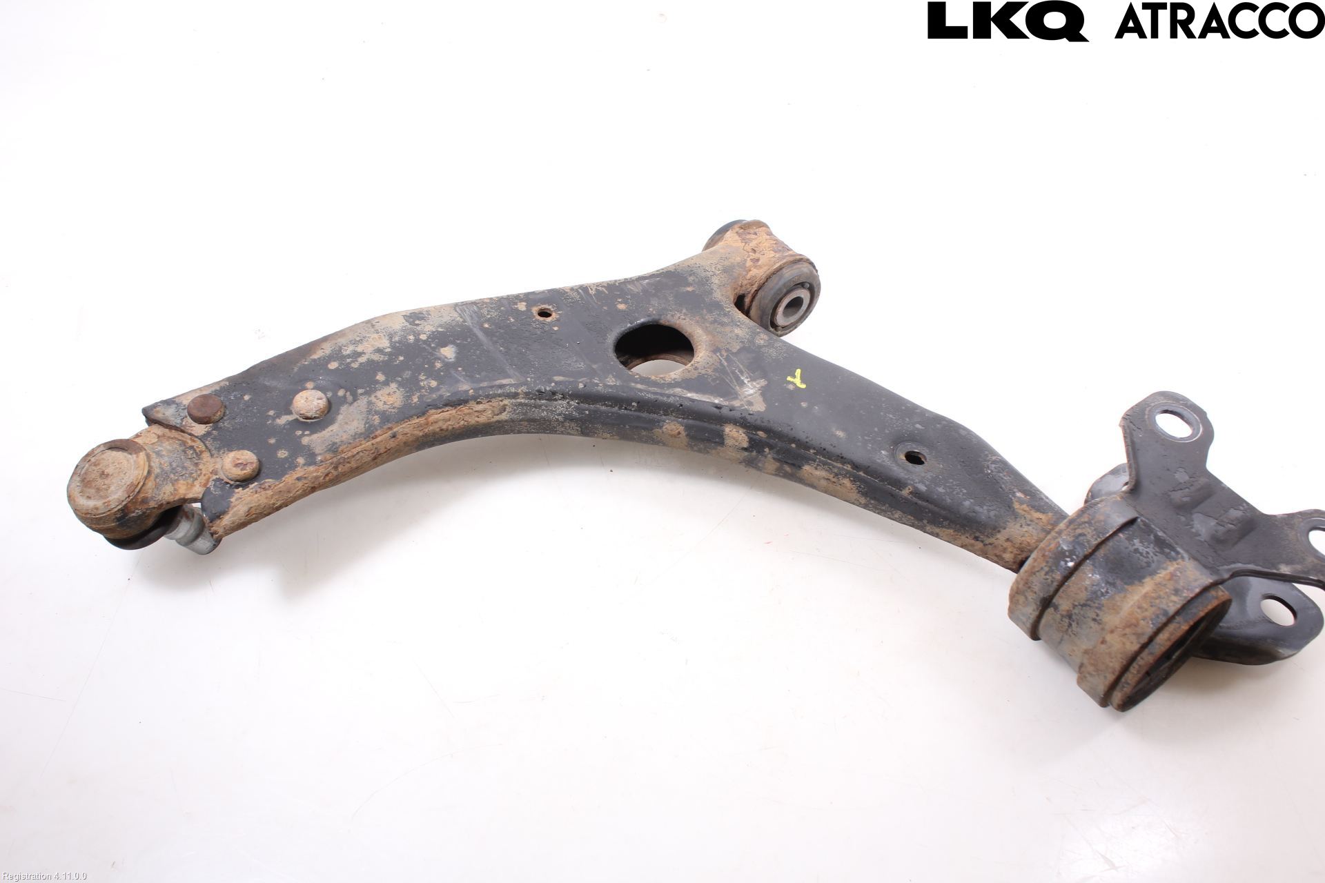 Volvo V40 12-19 Bärarm Fram Undre Hö