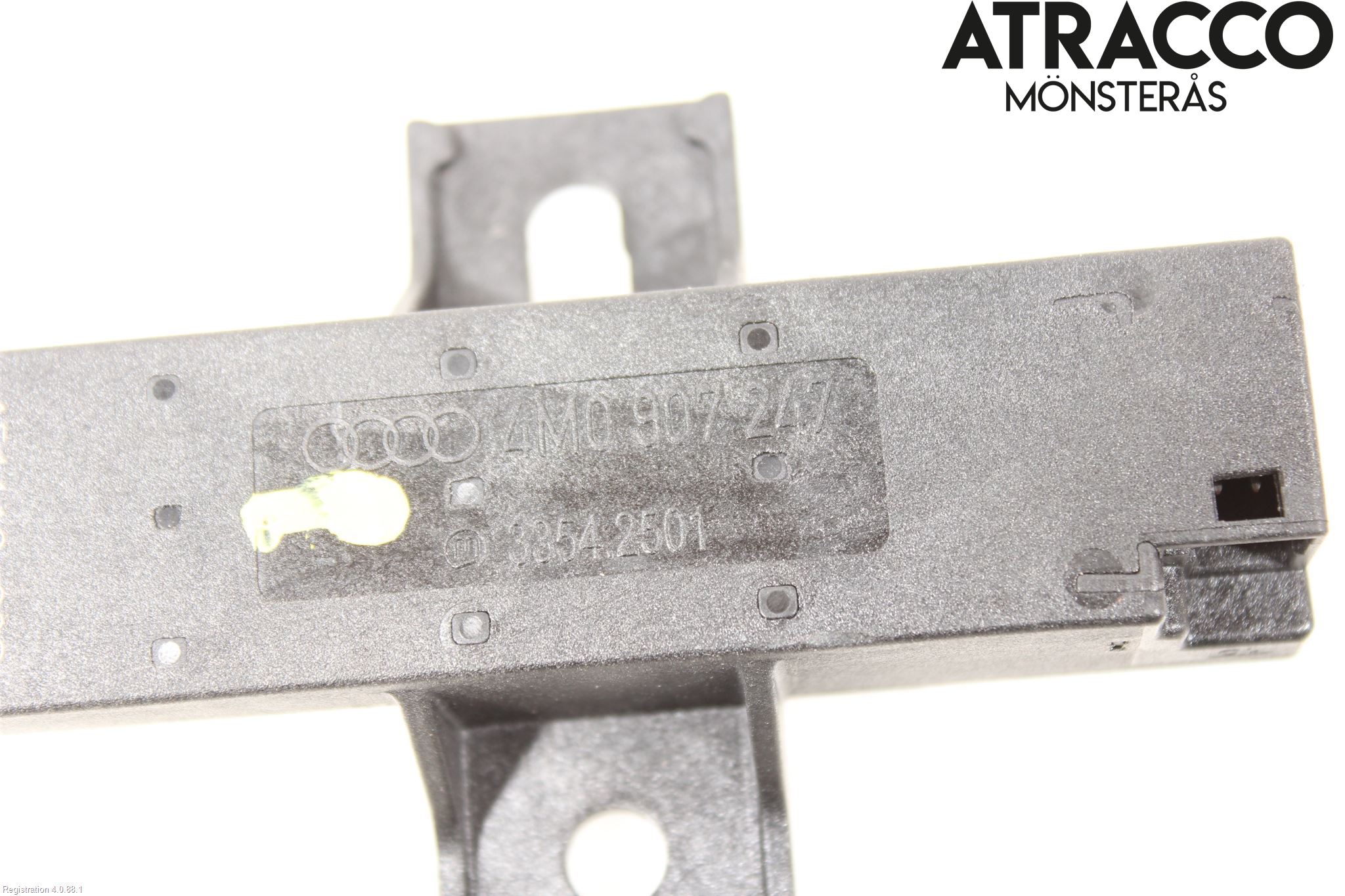 Audi A4/S4 B9 16-19 Antenn