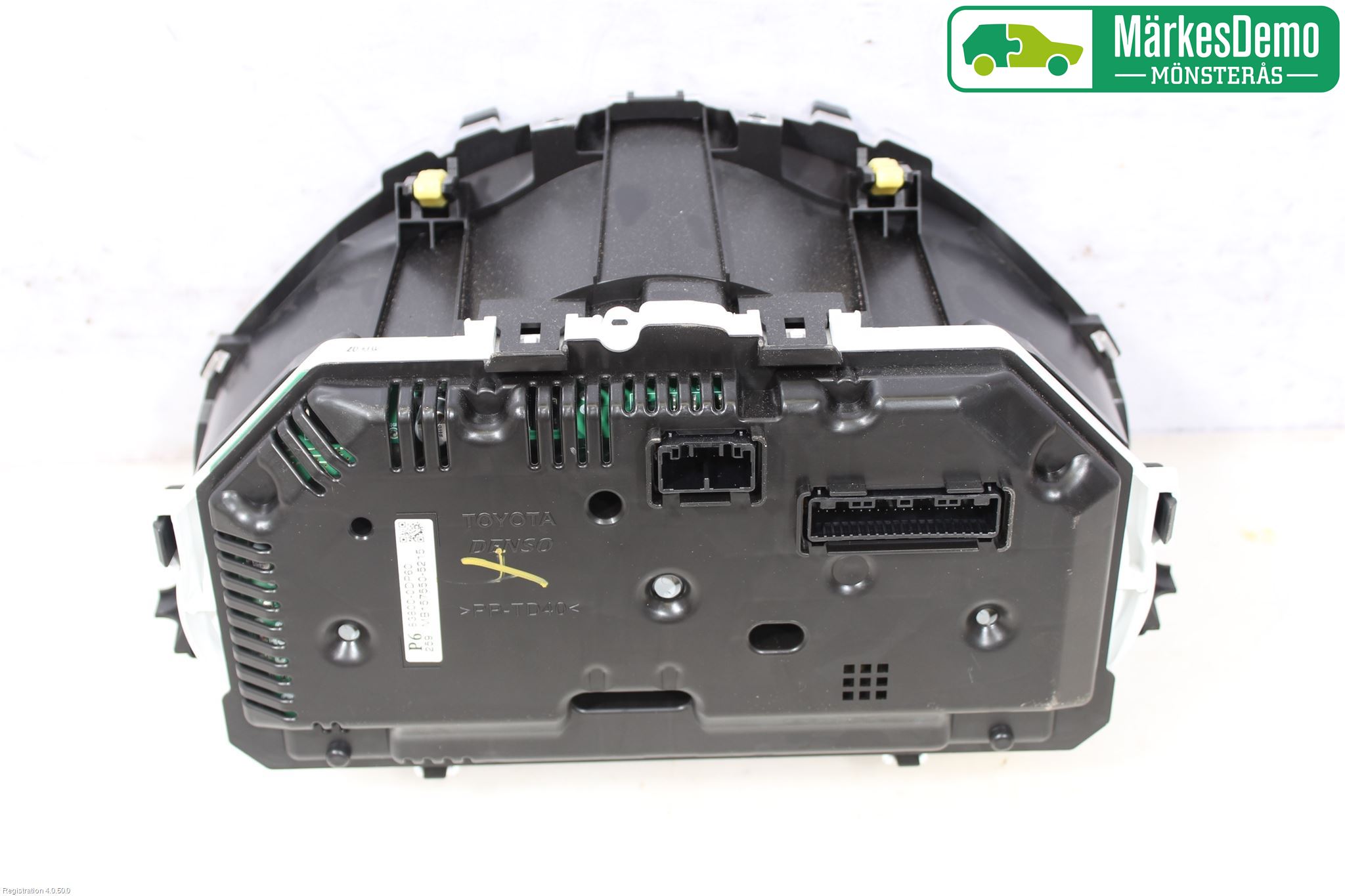 Toyota YARIS XP130 12-14 Instrument Komb