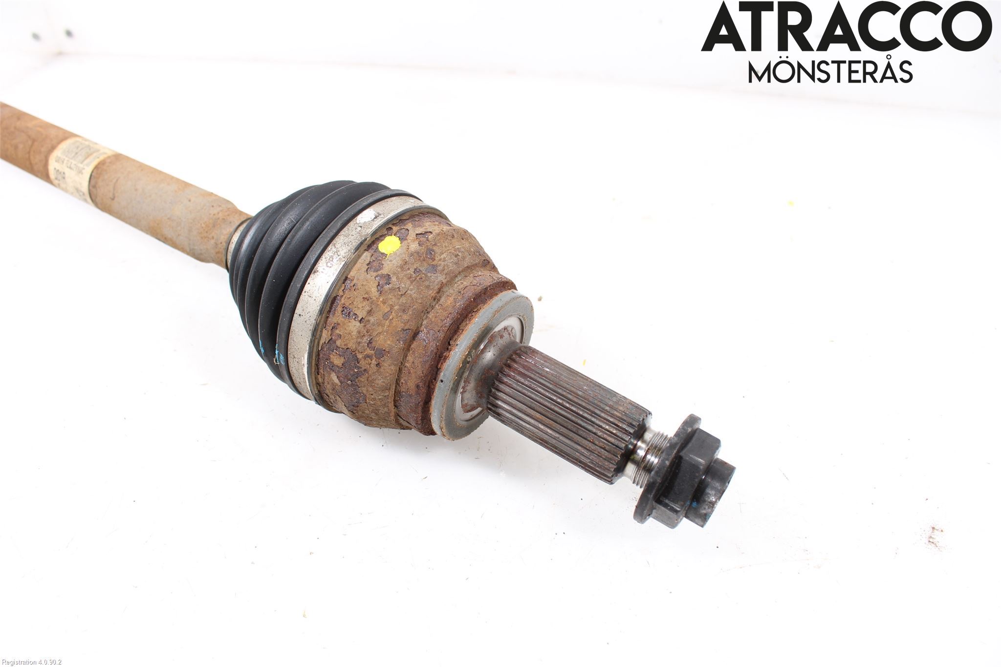 Kia NIRO (DE) 17-22 Drivaxel Fram Höger