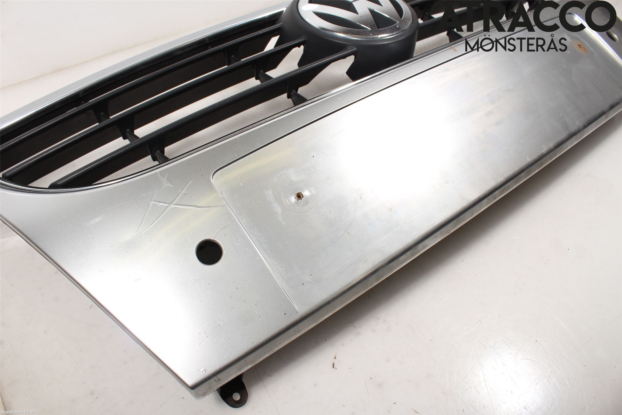 Volkswagen VW TOURAN 03-10 Grill Komp