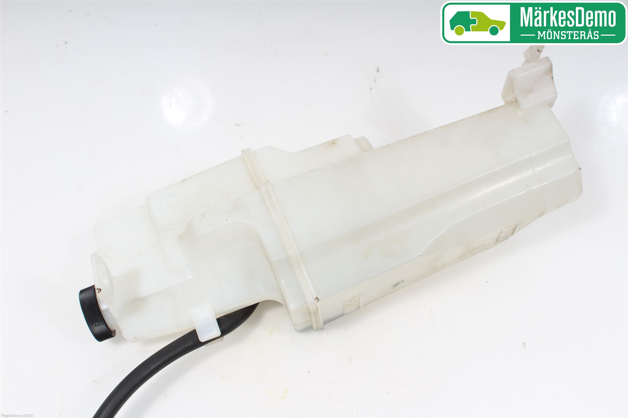 Nissan MICRA 11-16 Expansionstank