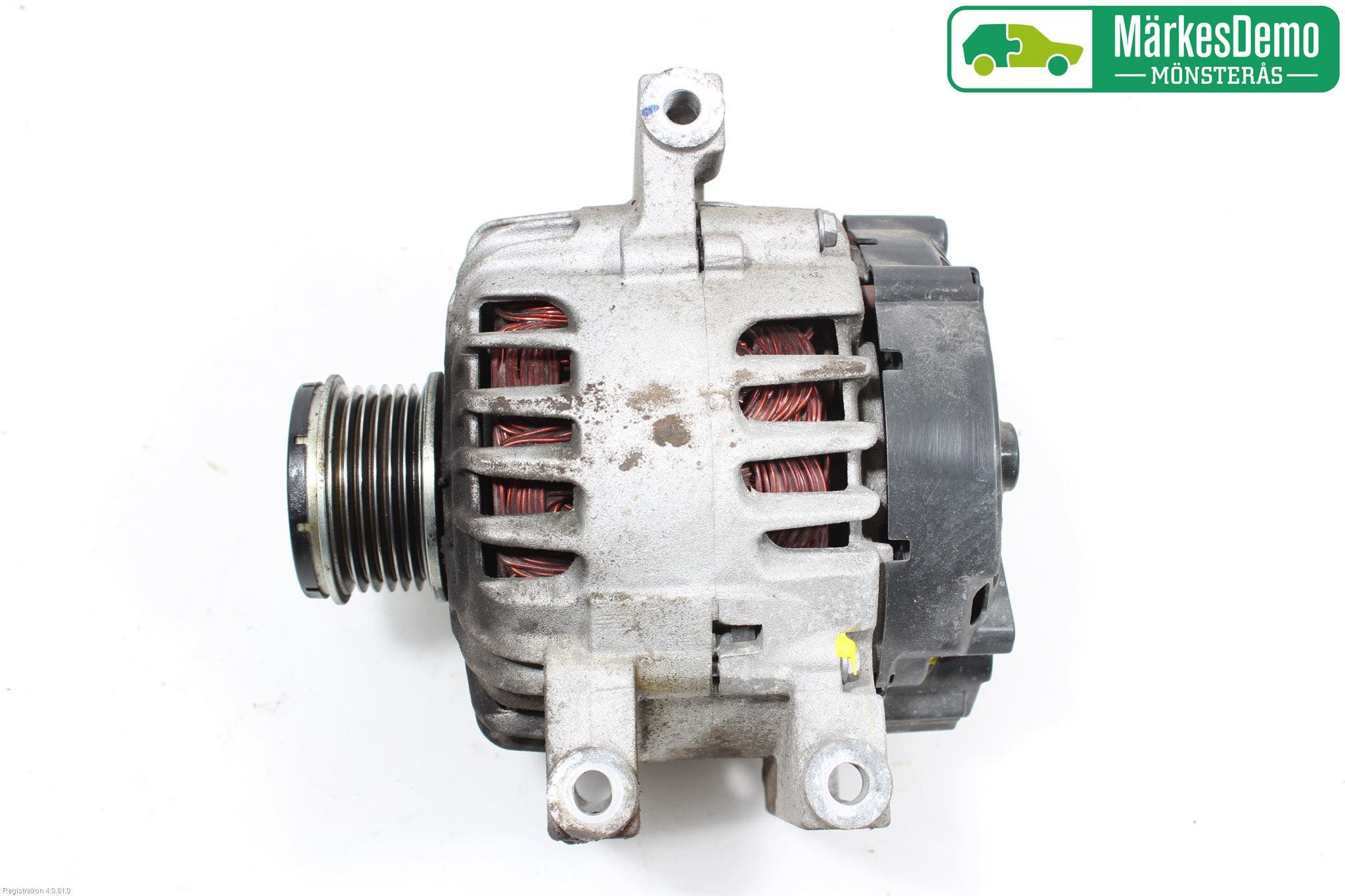 Opel CORSA D 07-14 Generator