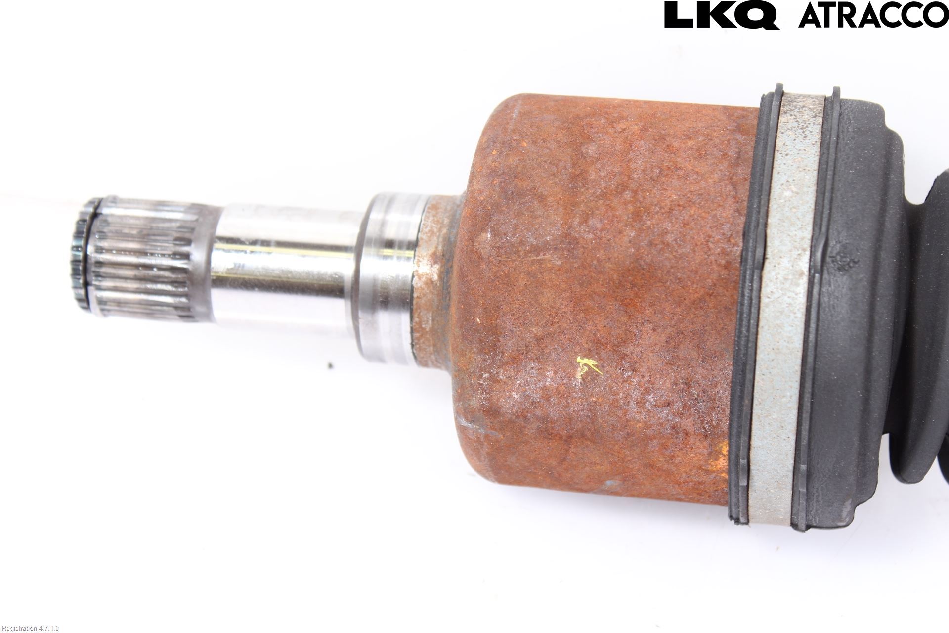 Volvo V70 08-13 Drivaxel Fram Vänster