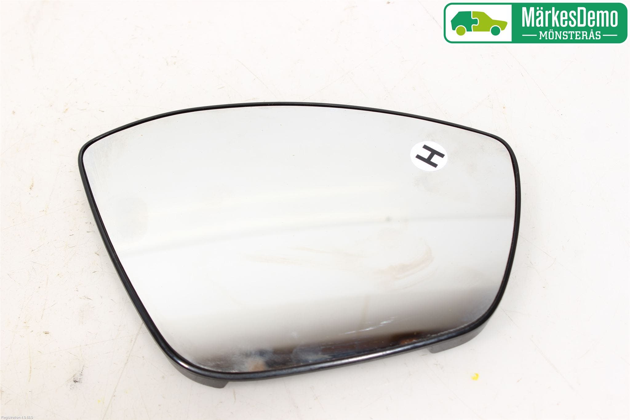 Peugeot 2008 13-20 Spegelglas Hö