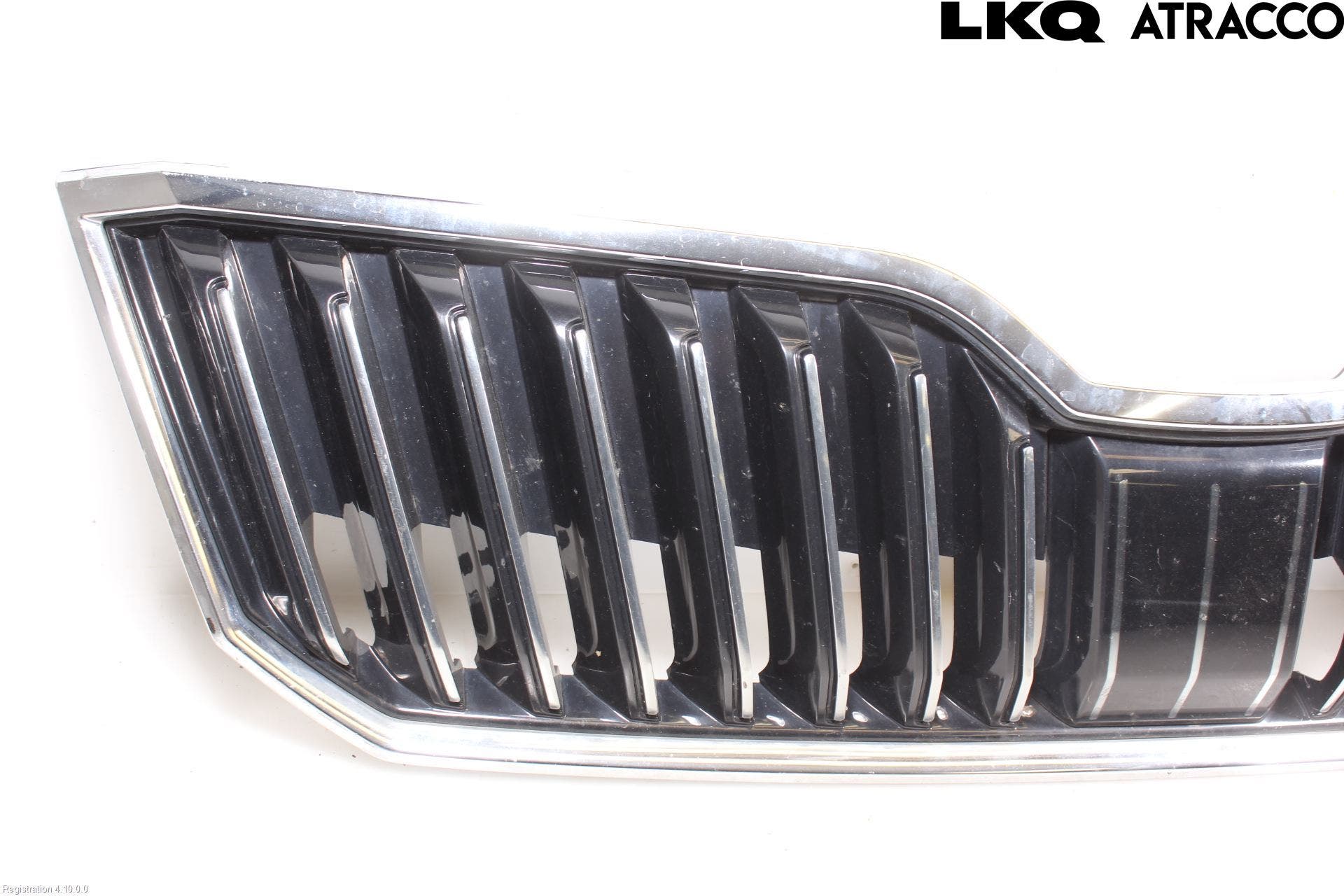 Skoda SUPERB 16-24 Grill Komp