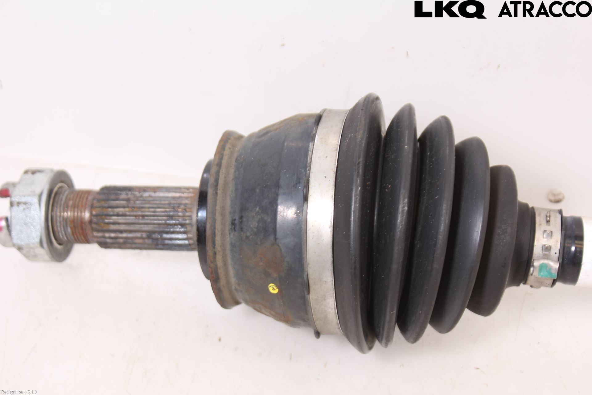 Fiat 500L 13-19 Drivaxel Fram Vänster