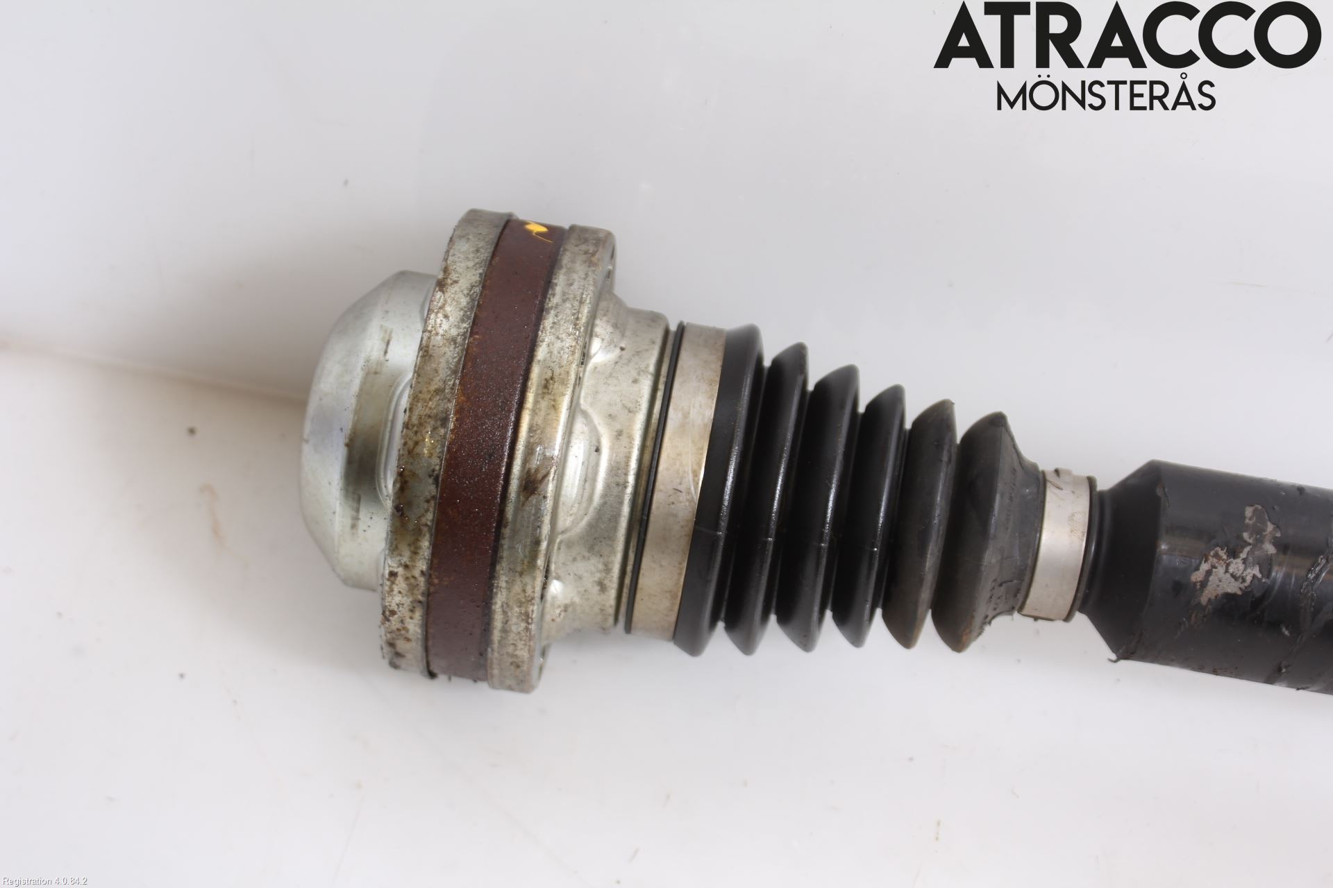 Volkswagen VW PASSAT 05-11 Drivaxel Fram Höger