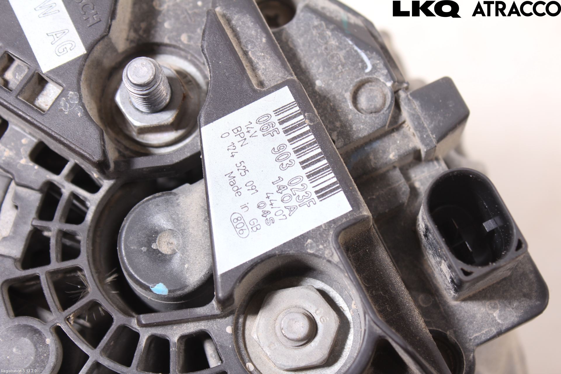Volkswagen VW CADDY      04-10 Generator