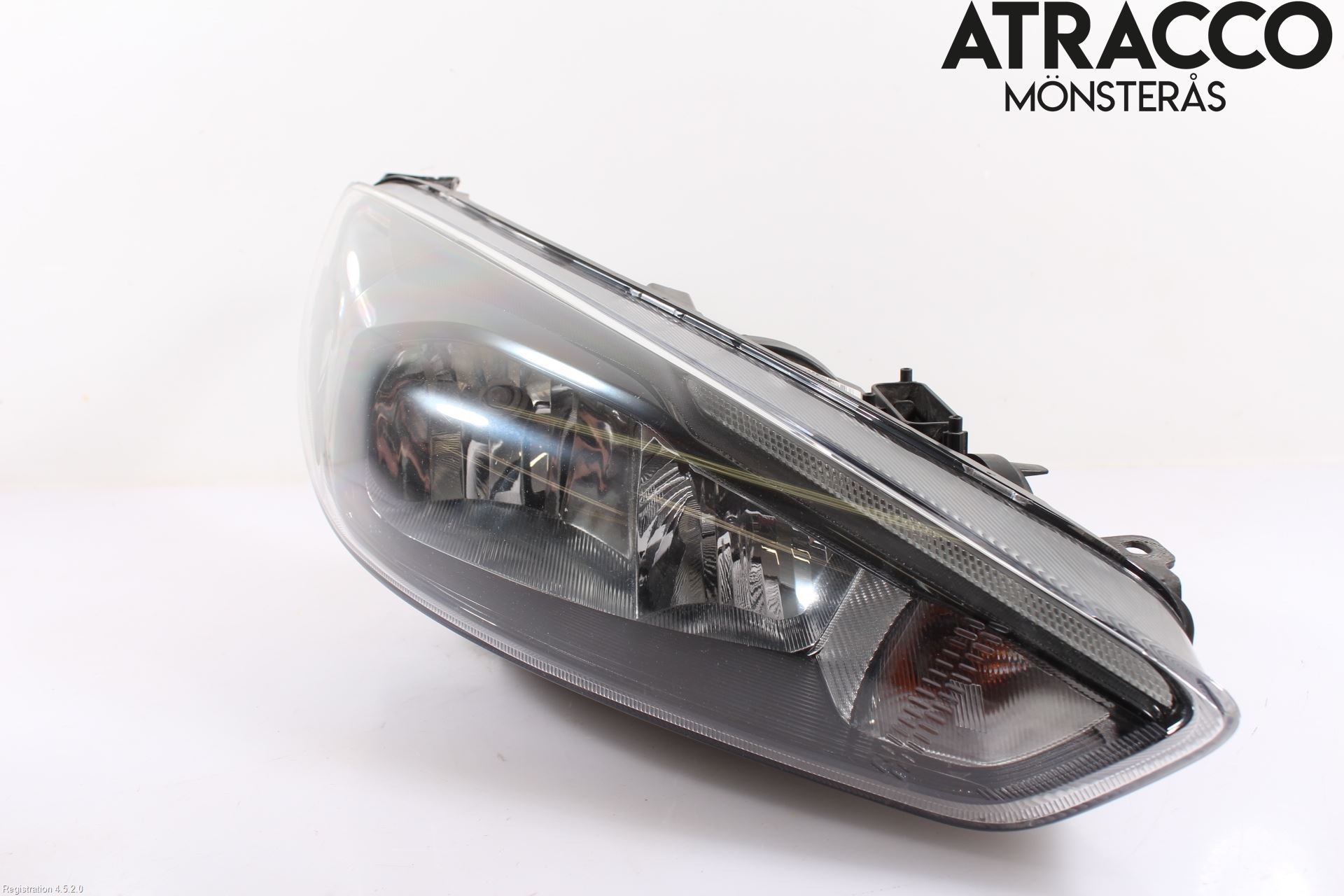 Ford FOCUS 15-18 Strålkastare Höger