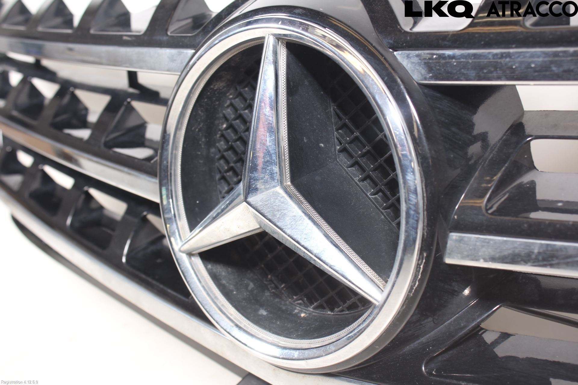 Mercedes-Benz MB ML/GLE-KLASS (W166) 12-18 Grill Komp