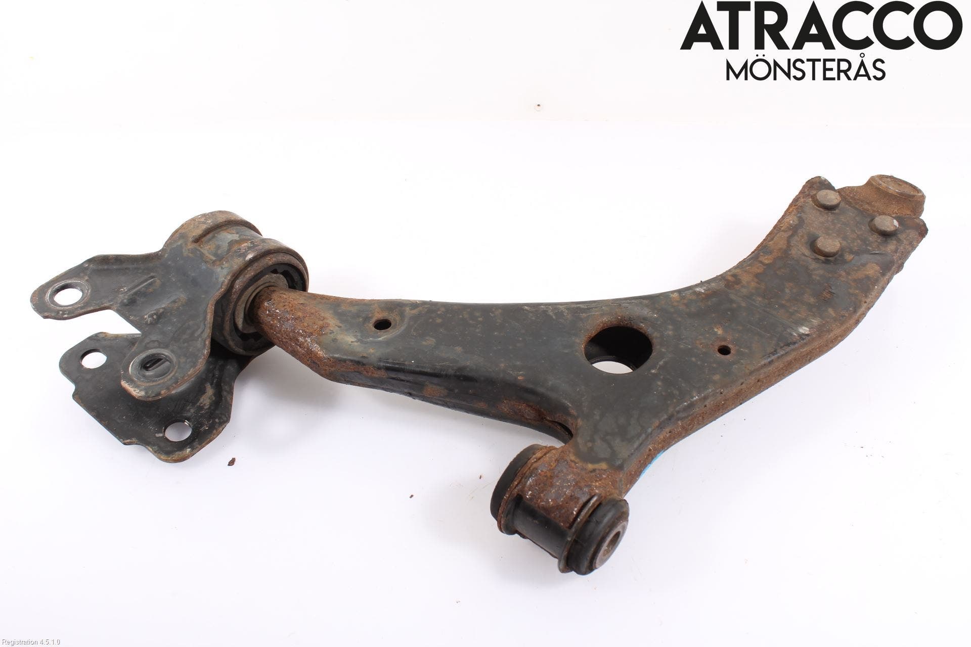 Ford FOCUS 15-18 Bärarm Fram Undre Hö