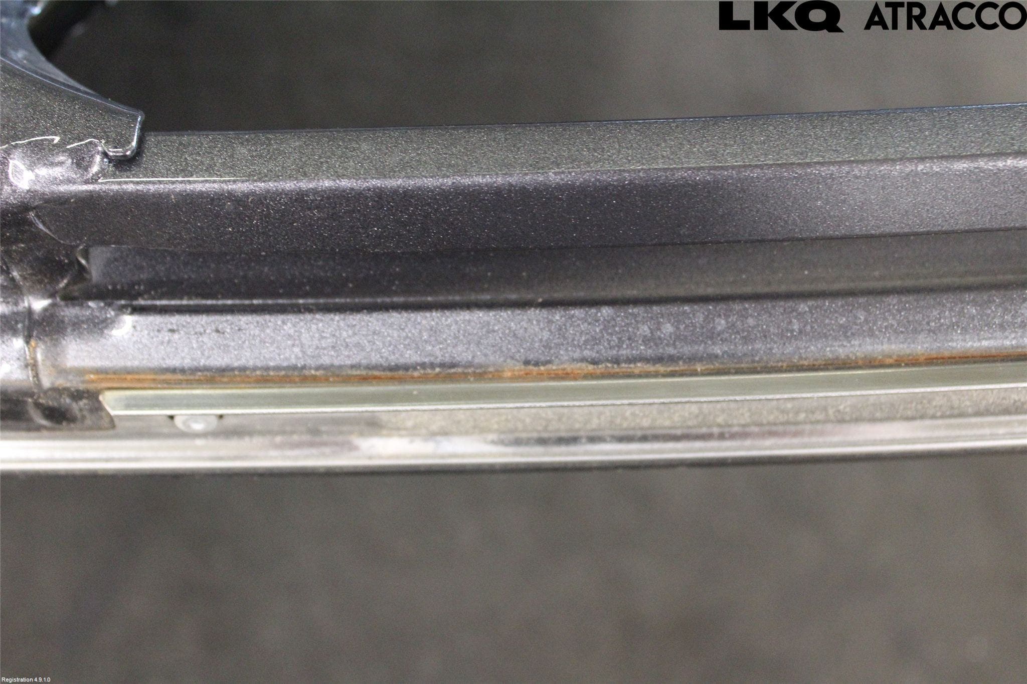 Toyota AVENSIS 09-15 Dörr Bak Höger