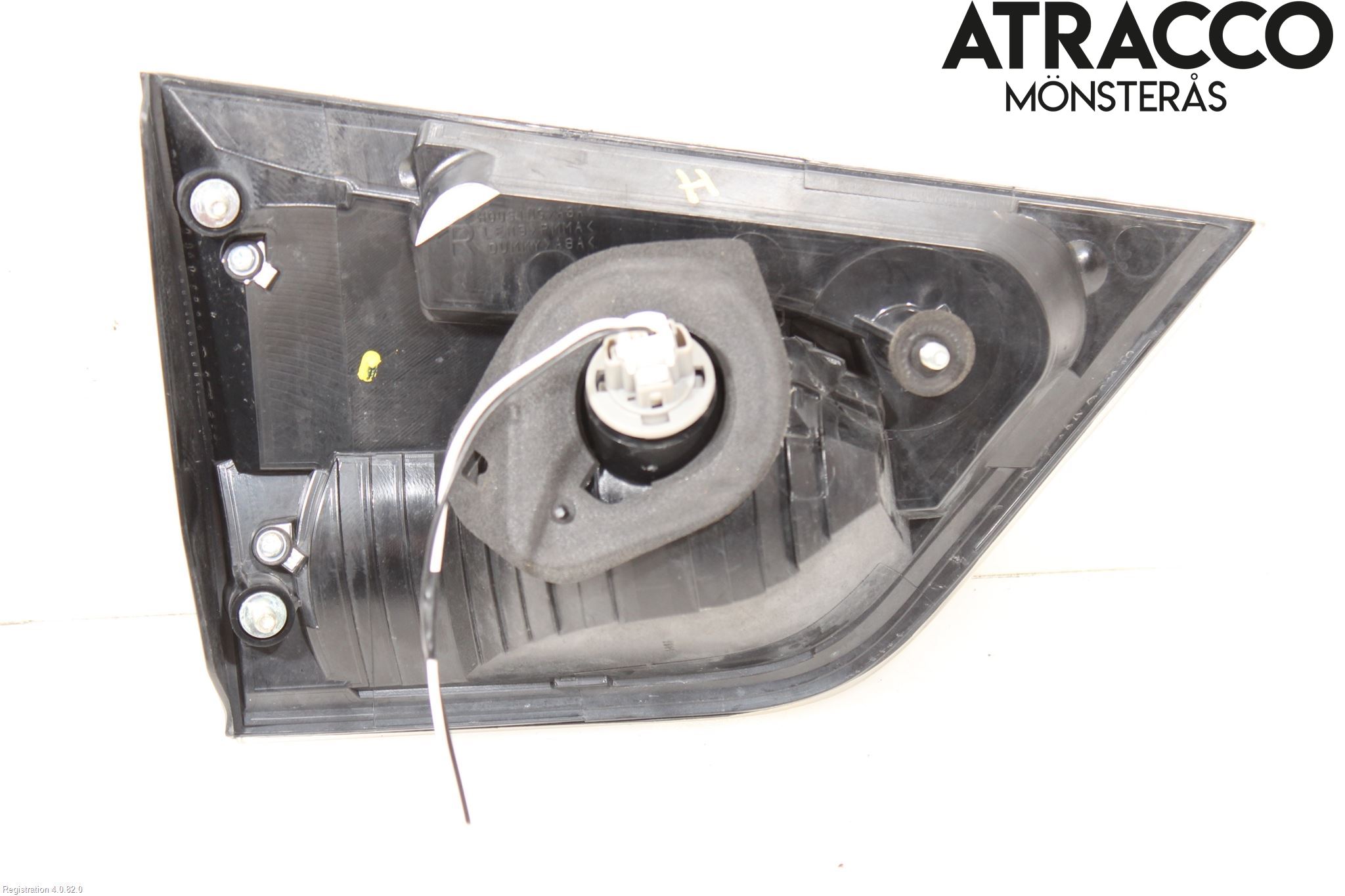 Mitsubishi OUTLANDER 07-12 Bakljus Lucka Hö