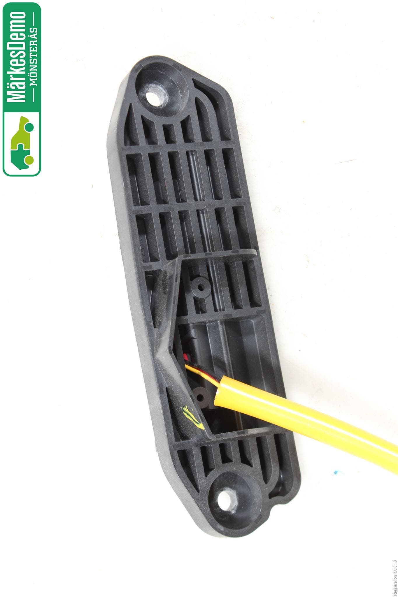 Mitsubishi OUTLANDER 13-21 Bakluckehandtag