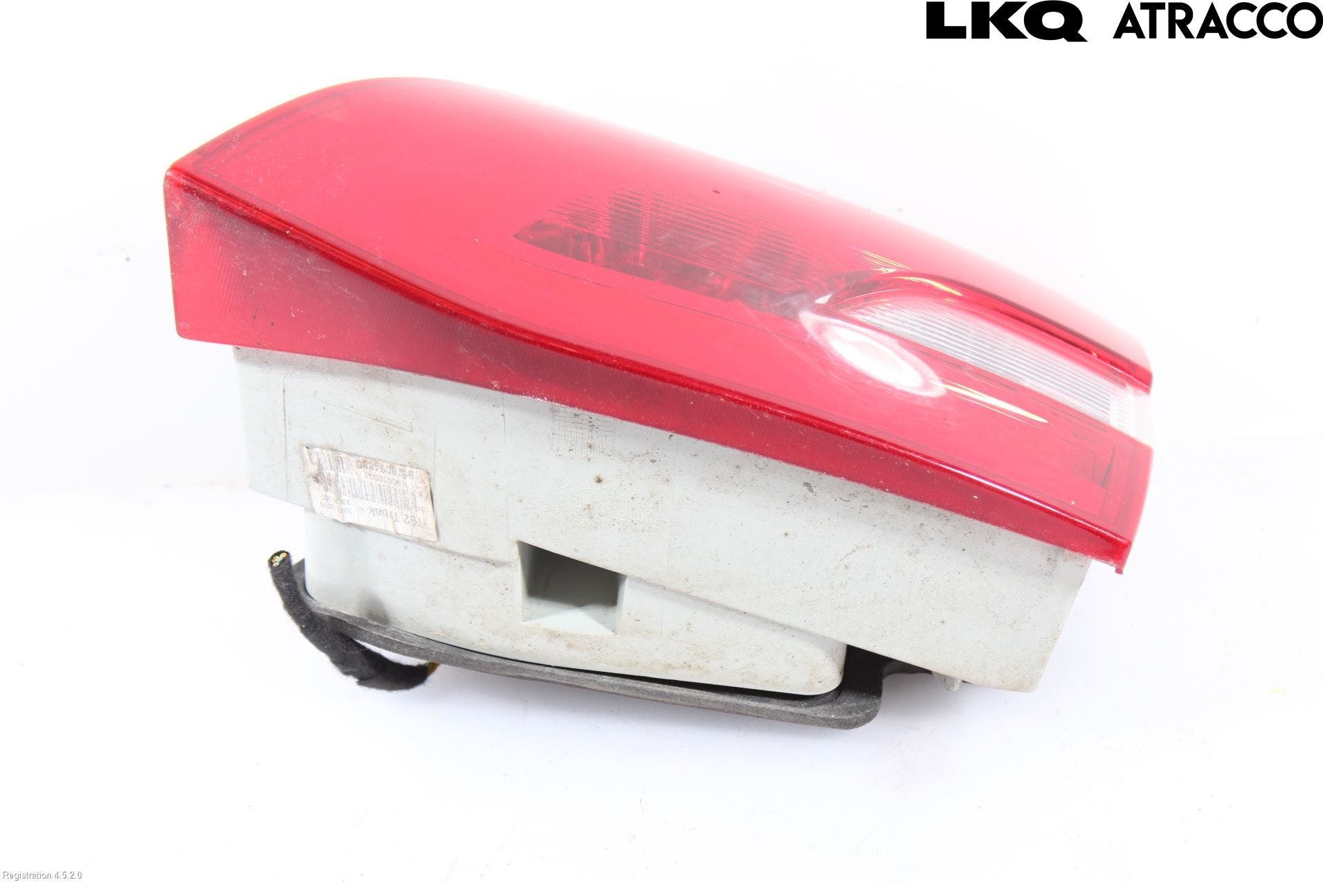 Peugeot 308 14-21 Bakljus Lucka Hö