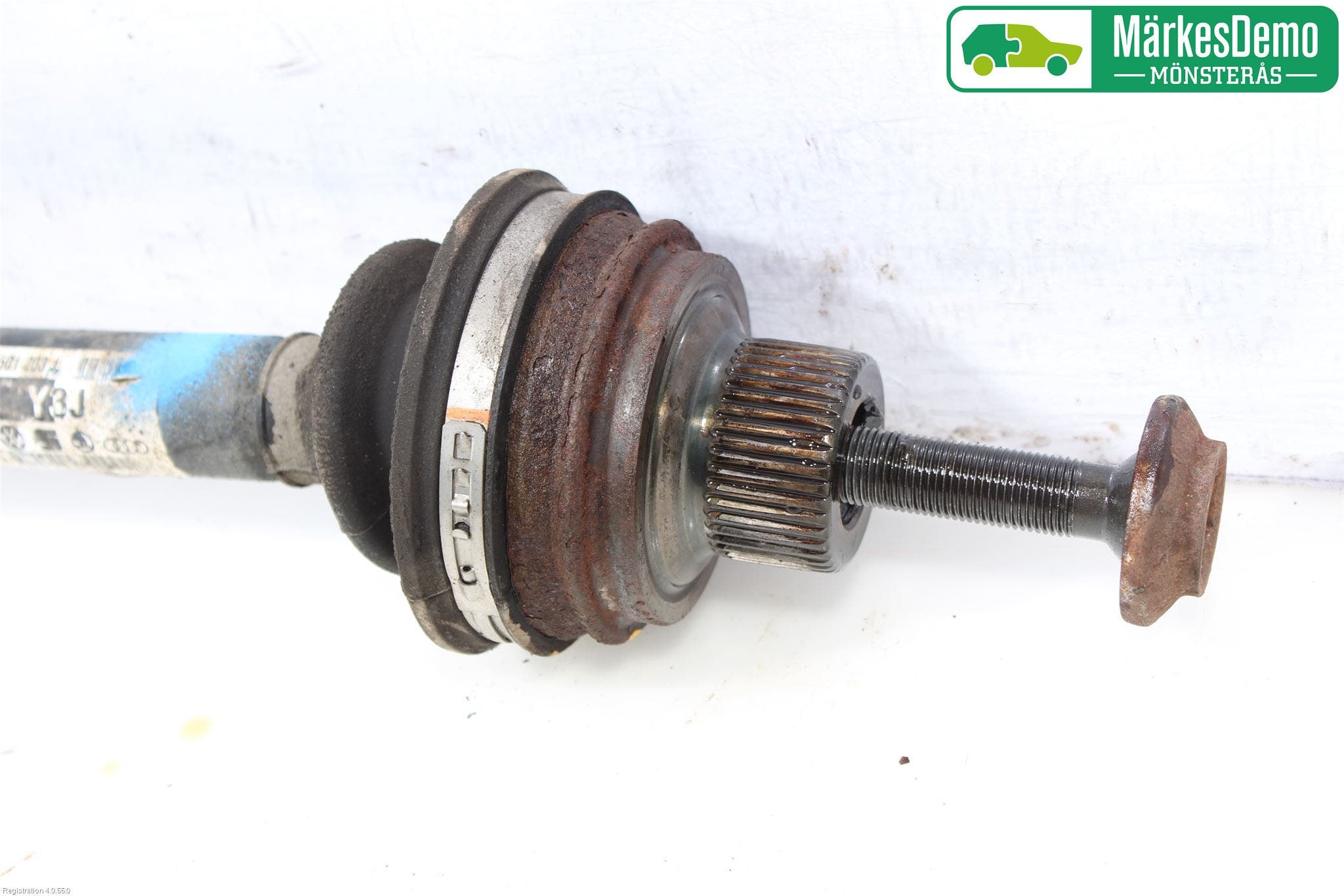 Audi A4/S4 08-11 Drivaxel Bak Höger