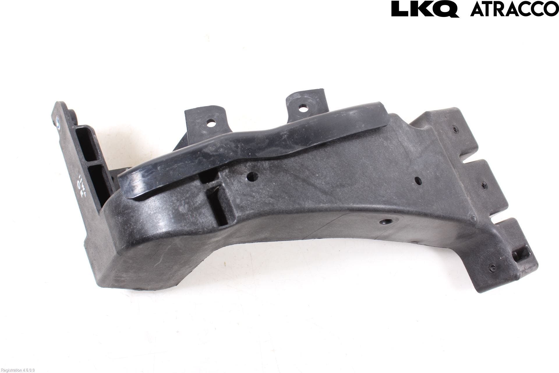 Hyundai i40 08-15 Strålkast Fästsarg