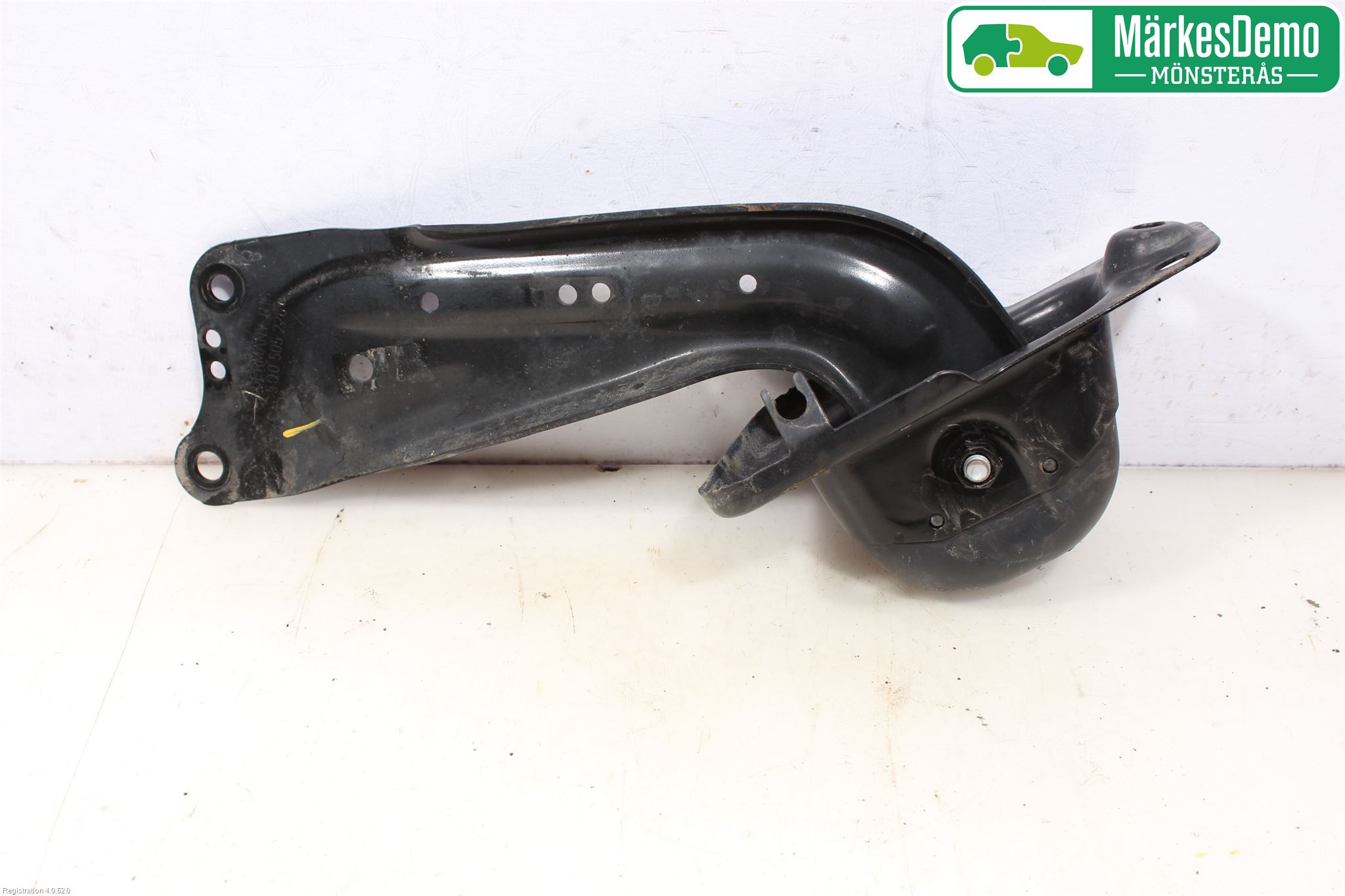 Volkswagen VW PASSAT 15-19 Bärarm Bak Höger