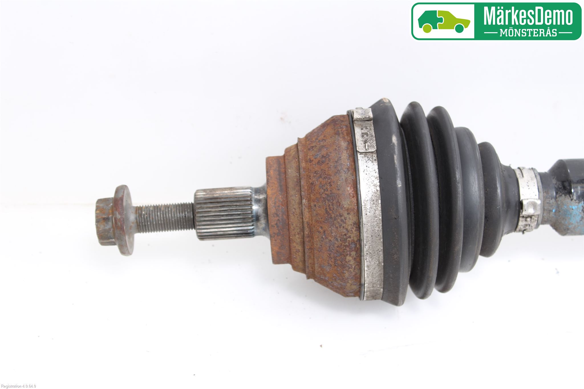 Skoda SUPERB 16-24 Drivaxel Fram Höger