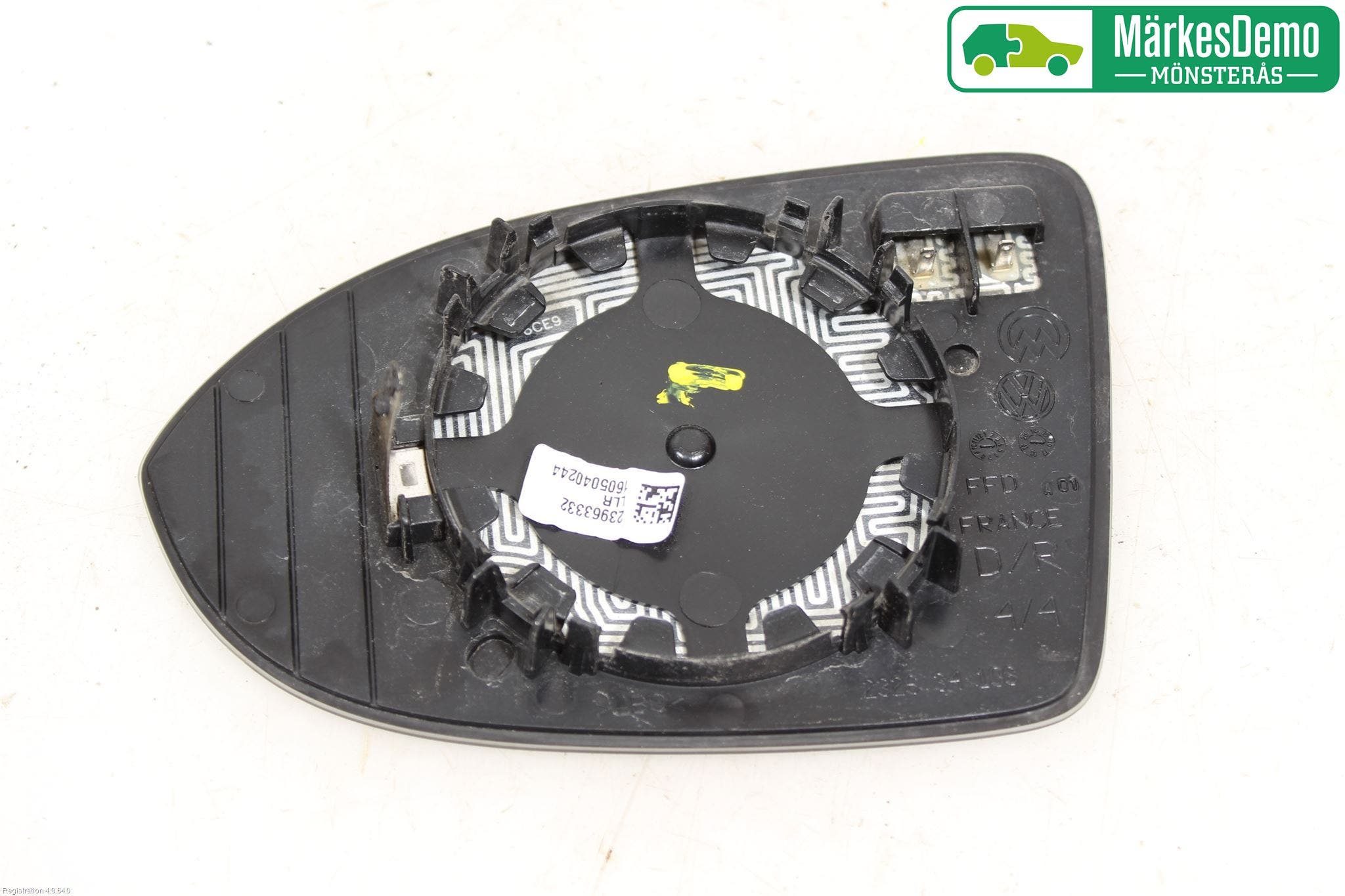 Volkswagen VW PASSAT 15-19 Spegelglas Hö