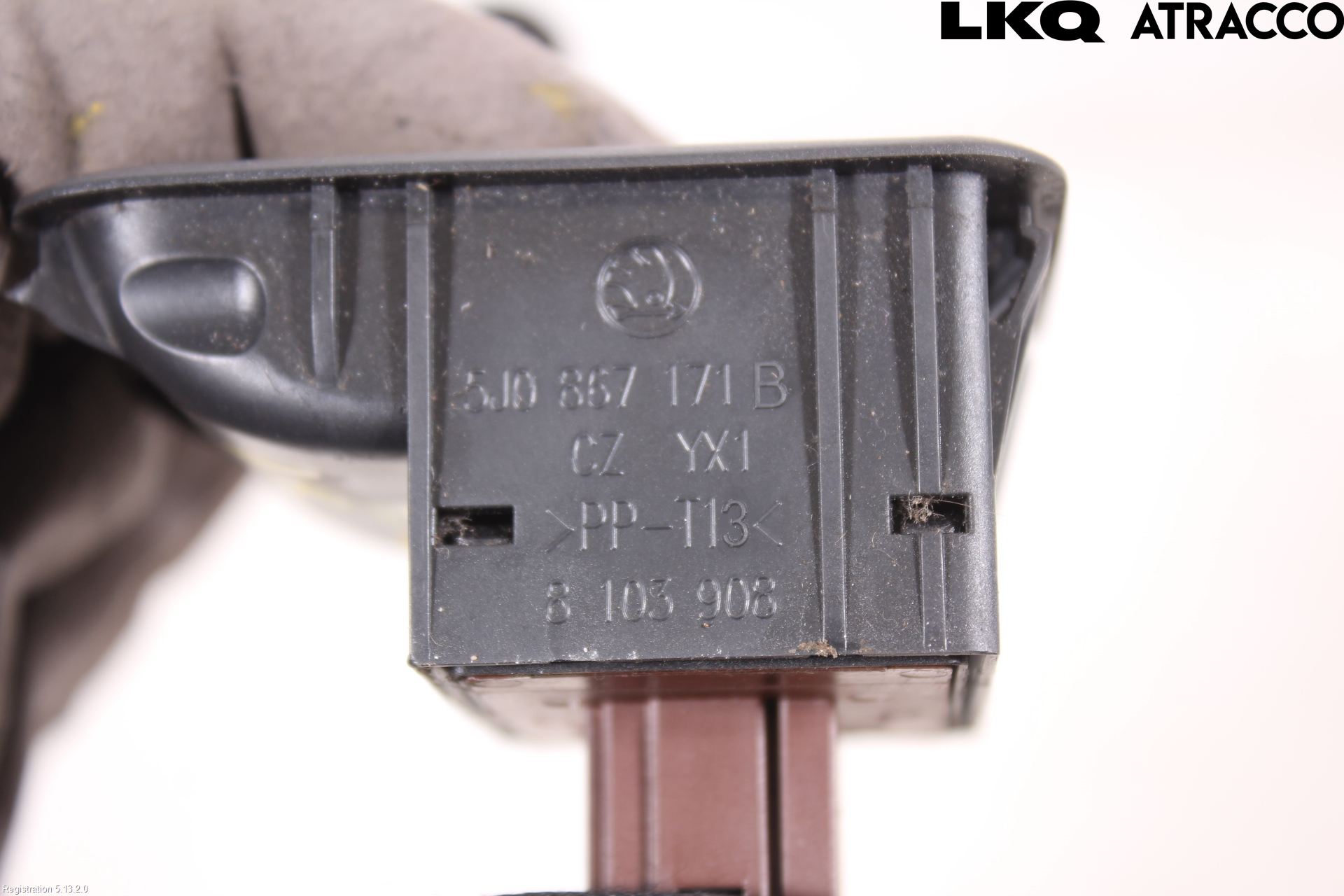 Skoda PRAKTIK Strömställare Elhiss