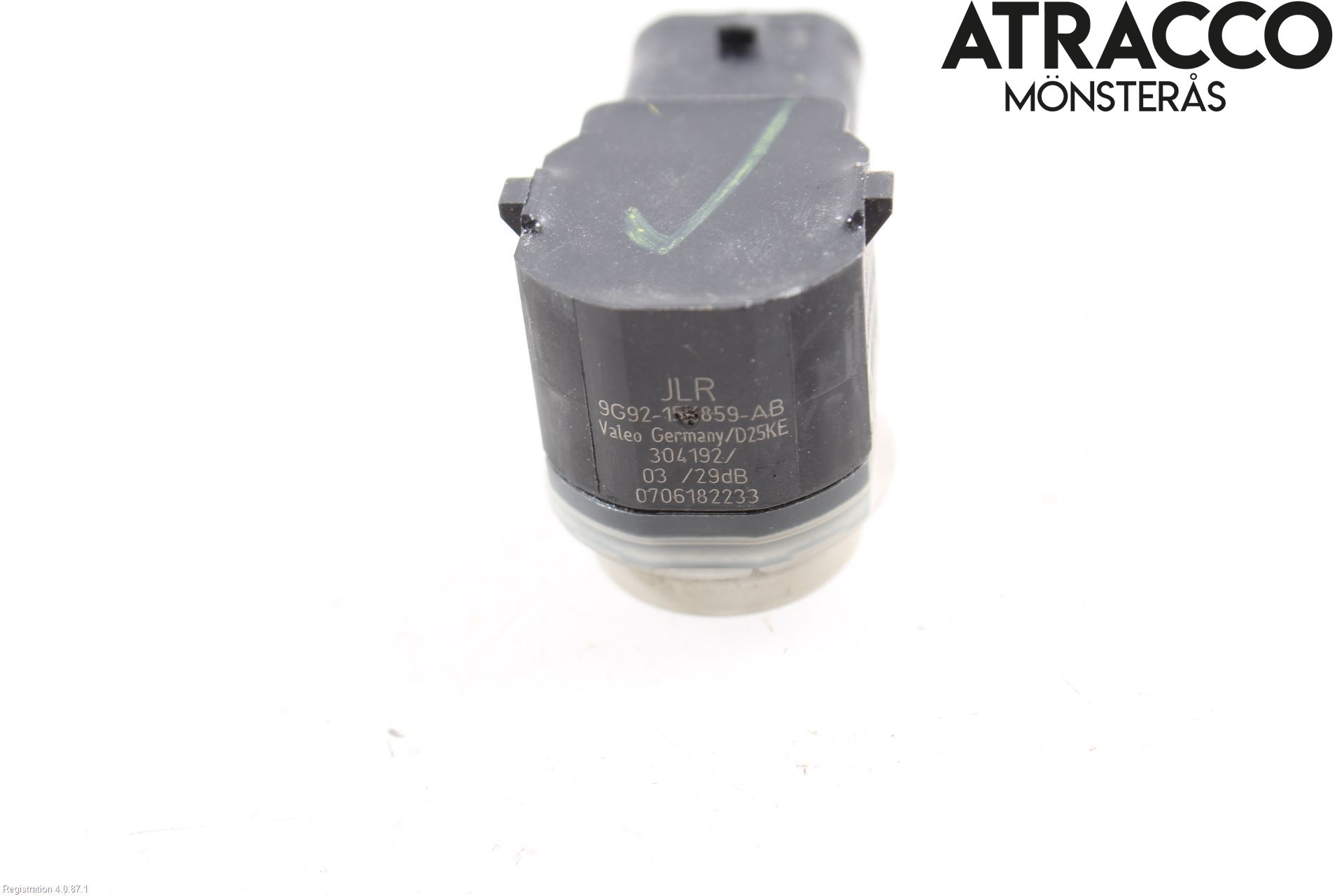 Jaguar XE (X760) 15-24 Parkeringshjälp Frontsensor