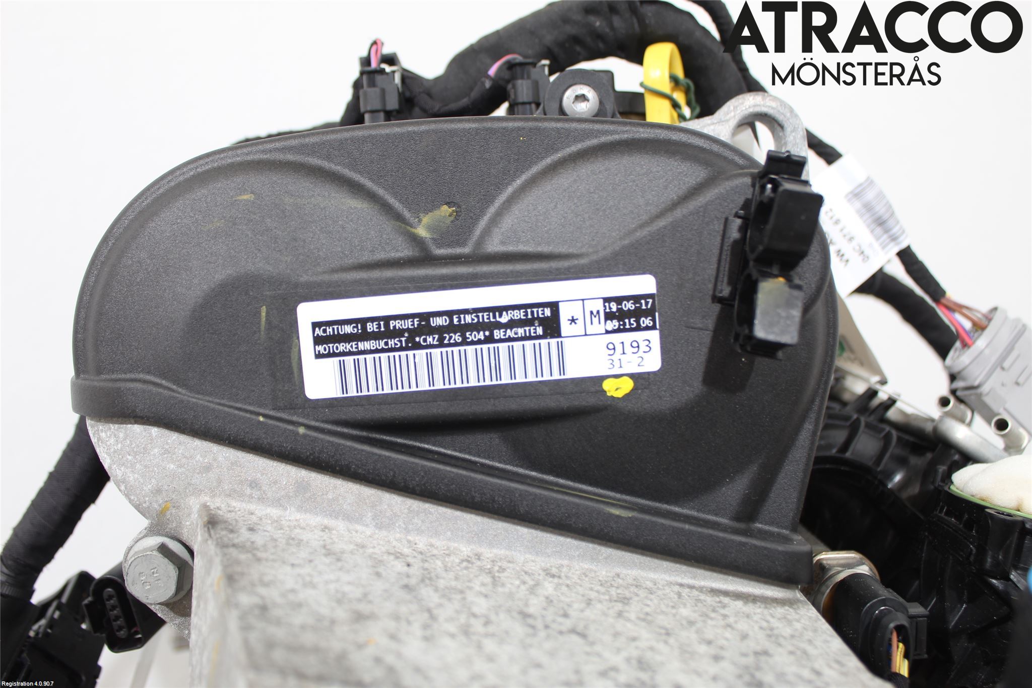 Skoda RAPID Motor Bensin