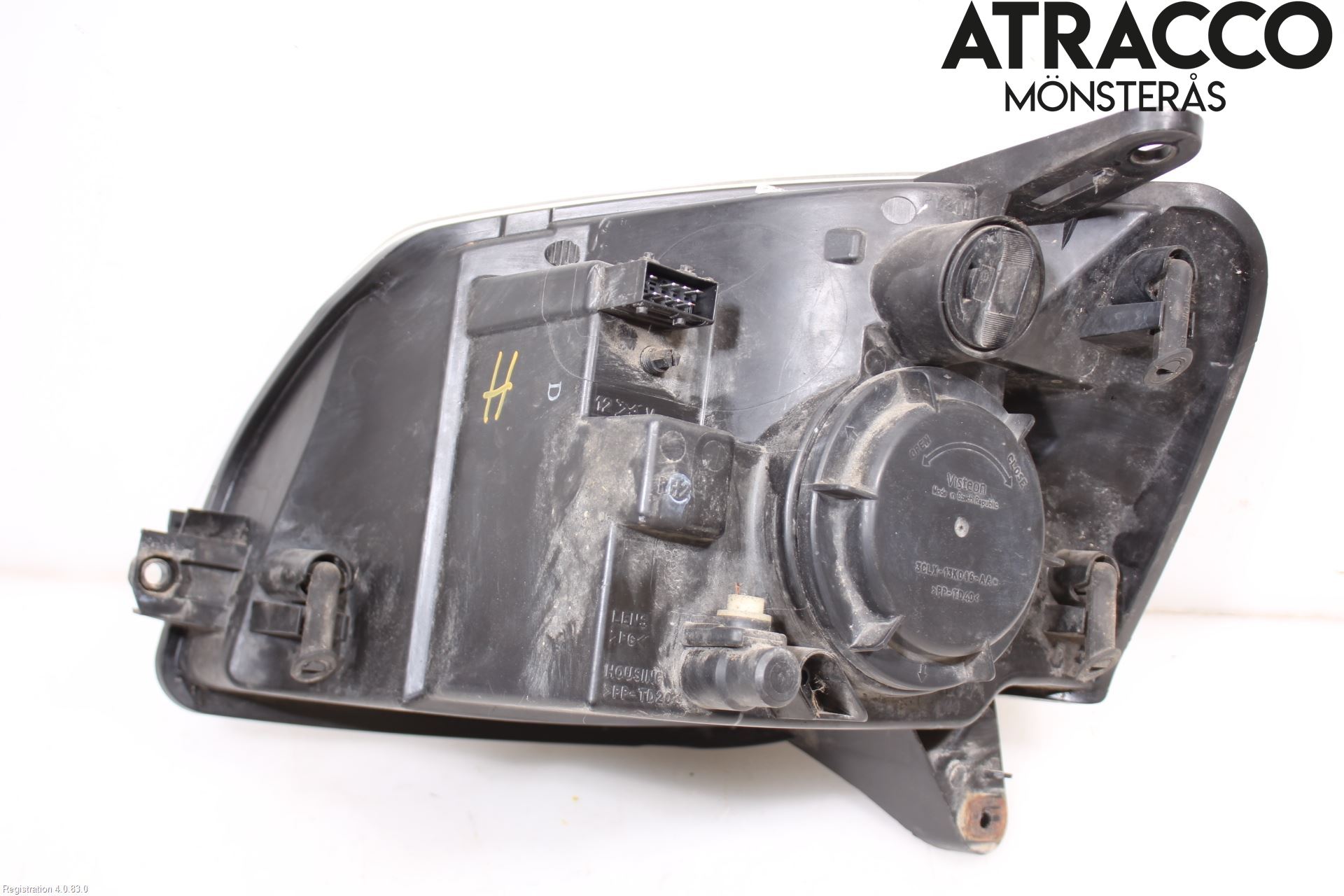 Peugeot PARTNER   03-08 Strålkastare Höger