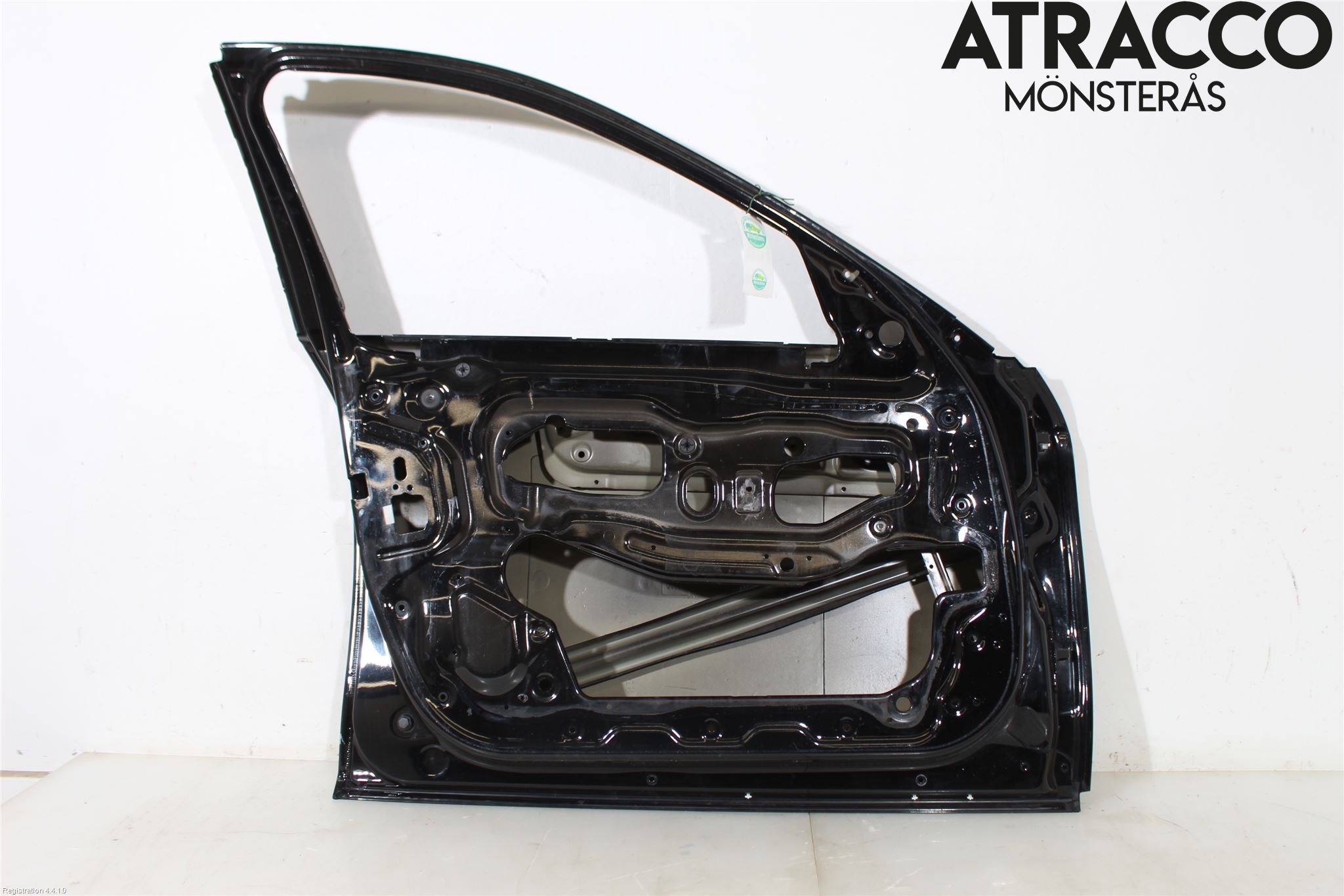 BMW 5 F10/F11/F18 09-17 Dörr Fram Vänster