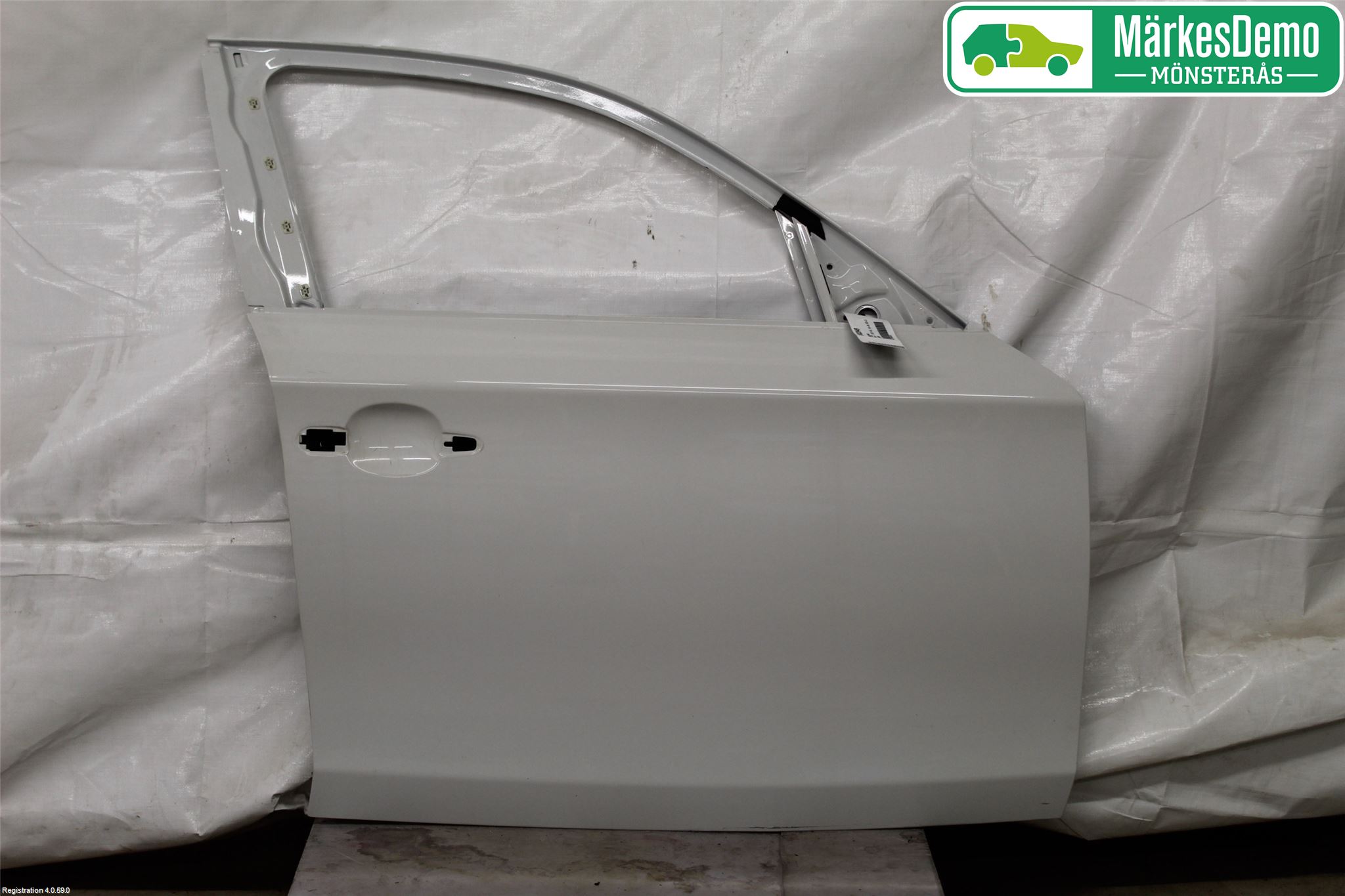 BMW 1 E87/81 5D/3D 03-11 Dörr Fram Höger