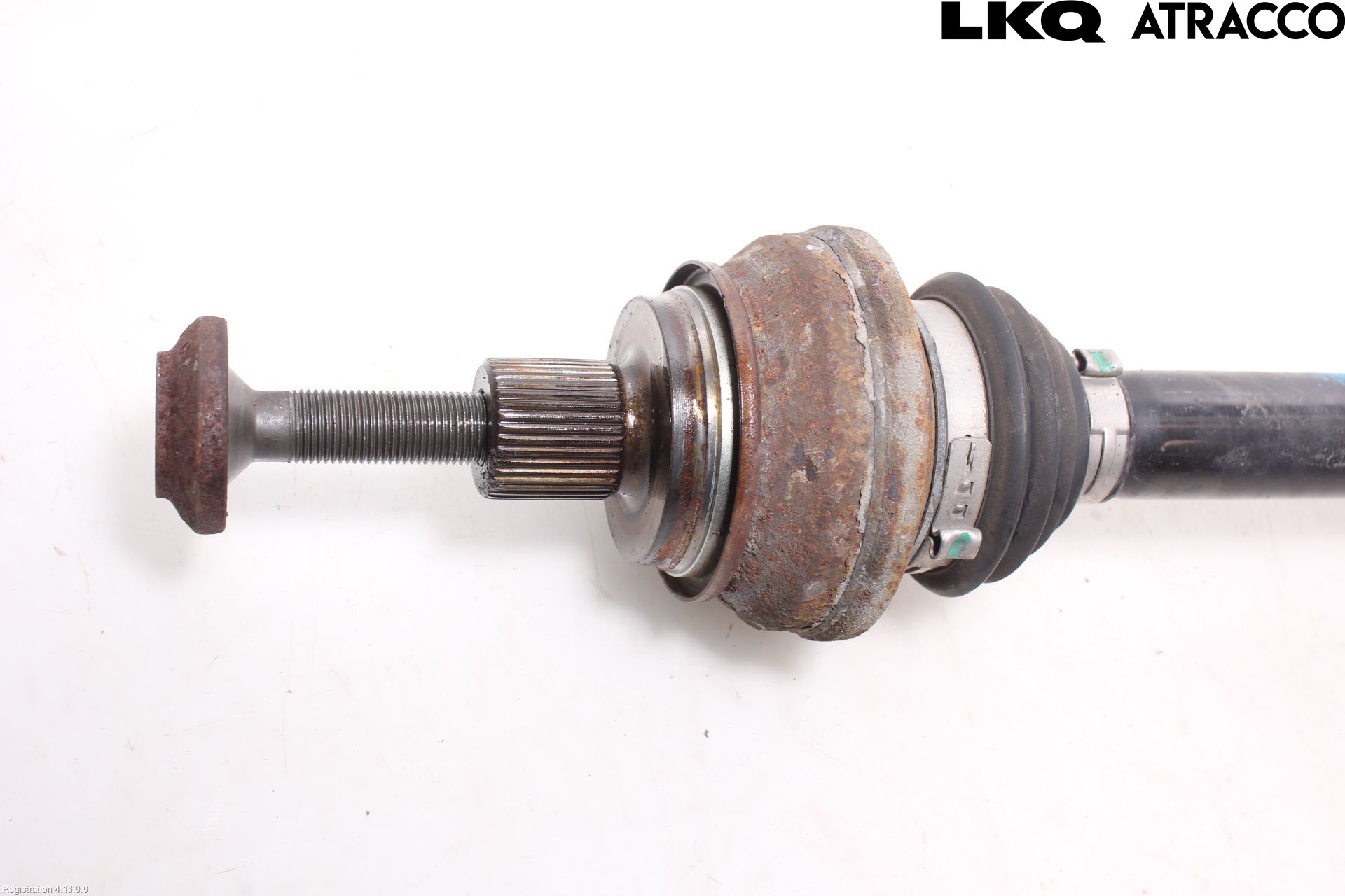 Audi A4/S4 B9 16-19 Drivaxel Bak Höger