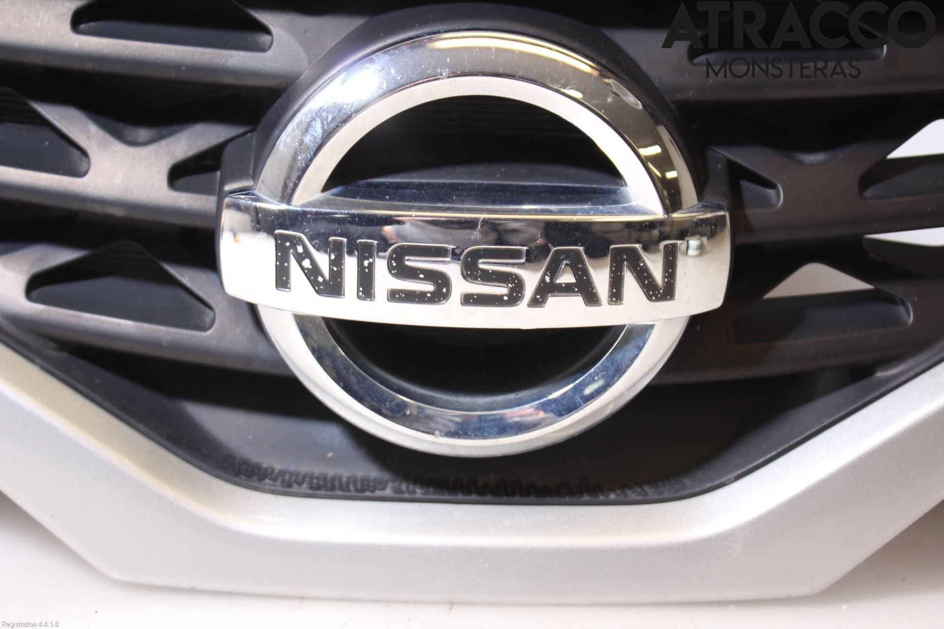 Nissan NV200/NV200 COMBI Grill Komp