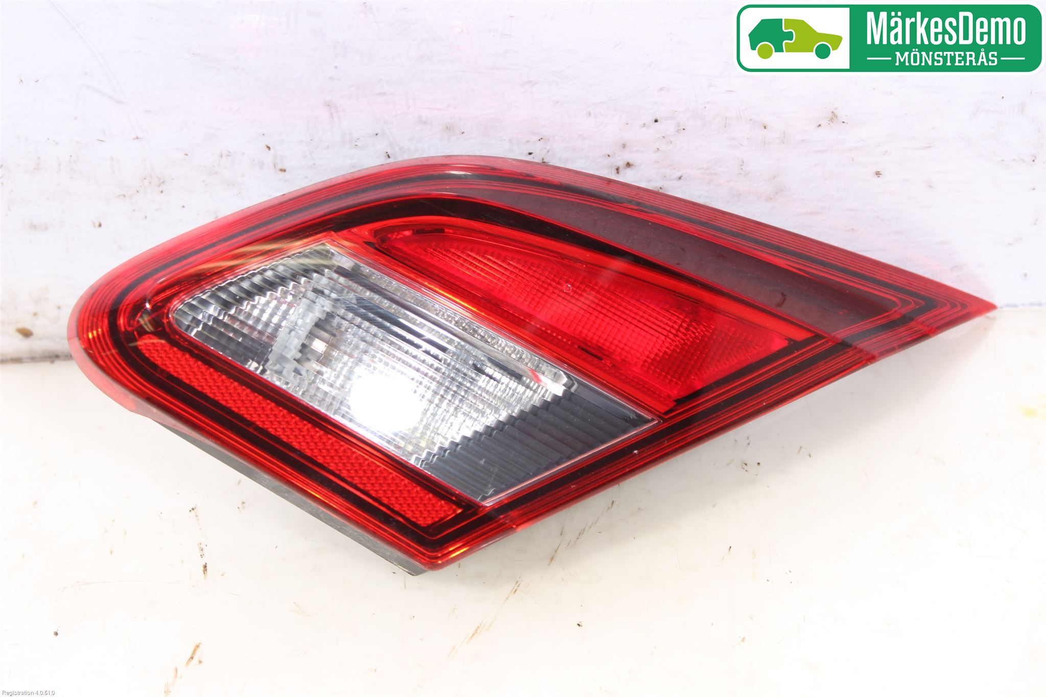 Opel CORSA E 15-19 Bakljus Lucka Hö